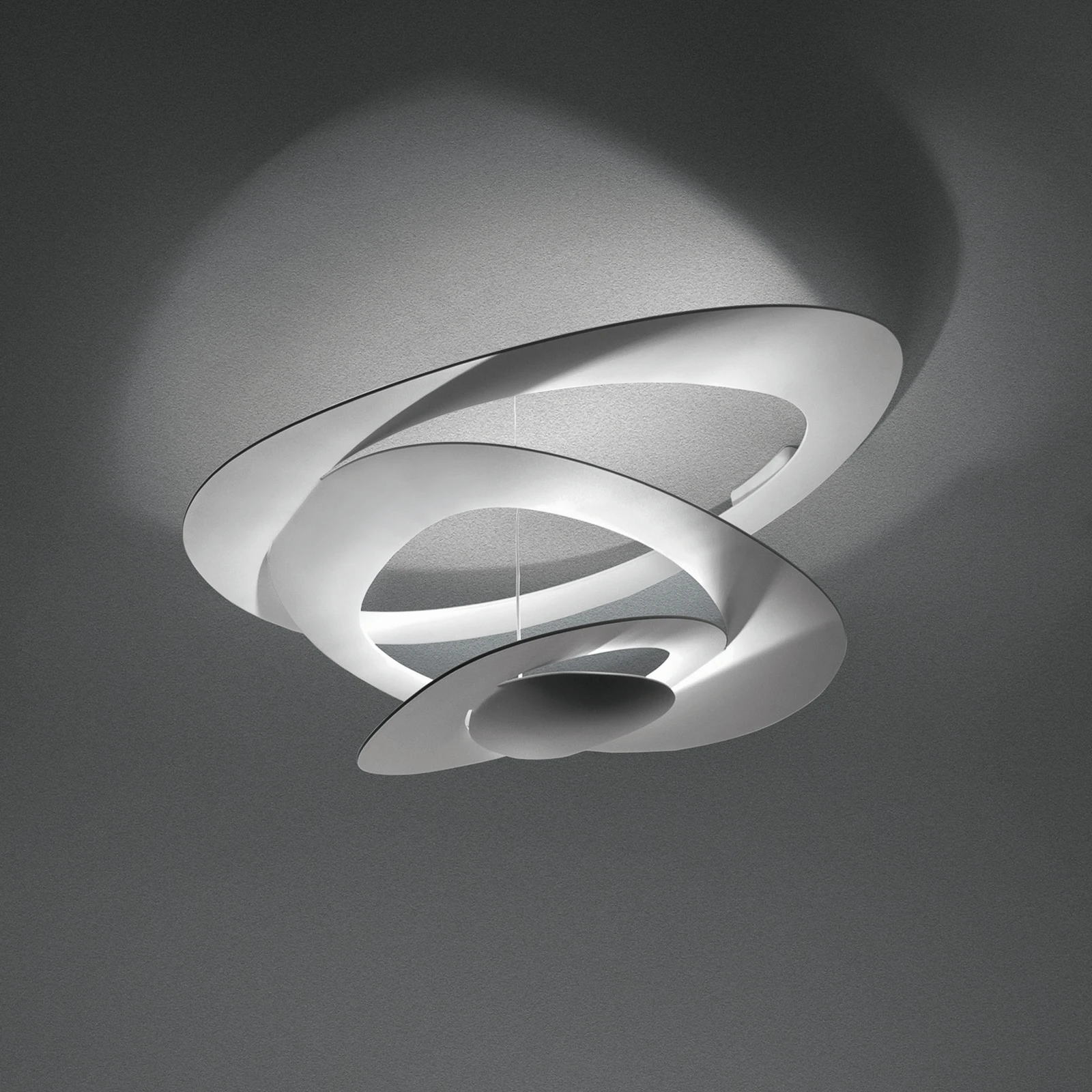 Artemide Pirce LED-Deckenleuchte, 2.700 K, weiß
