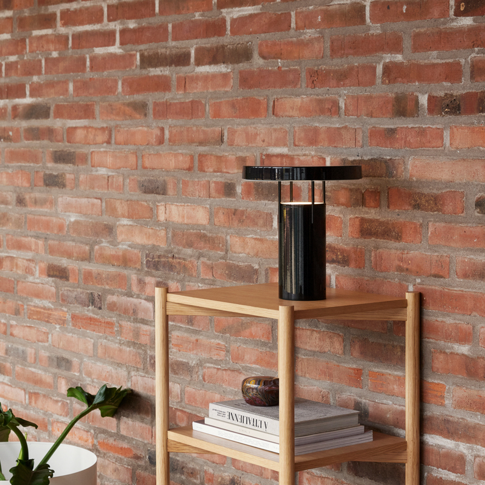 BringMe Lampe de Table Black - Hübsch
