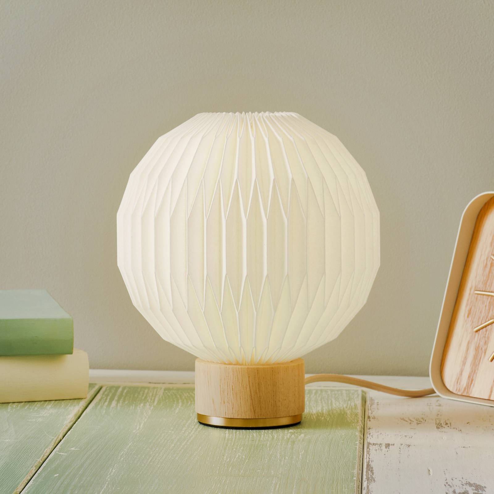 LE KLINT Tischleuchte 375, Ø 18 cm, Papierschirm günstig online kaufen