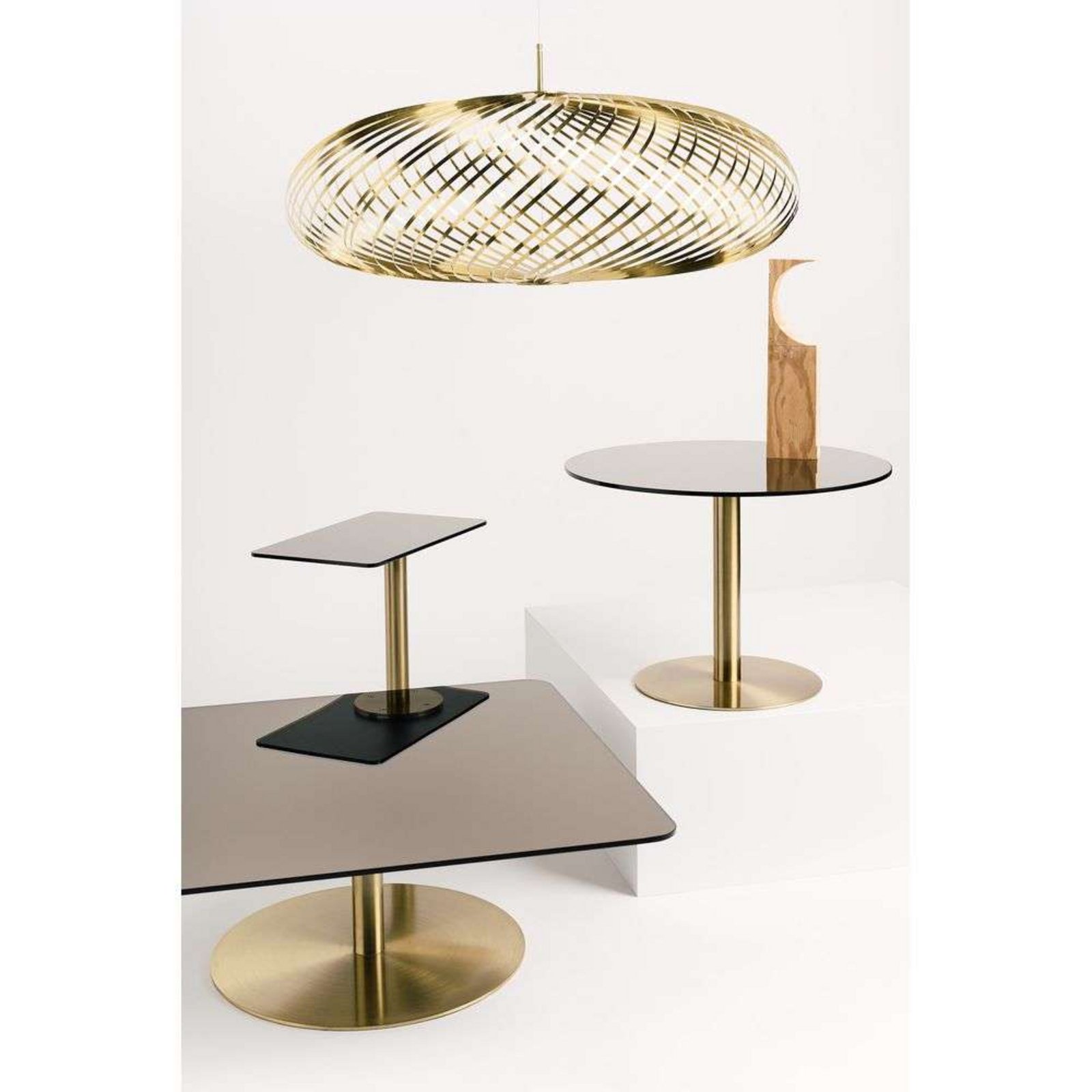 Spring Lustră Pendul Large Brass - Tom Dixon