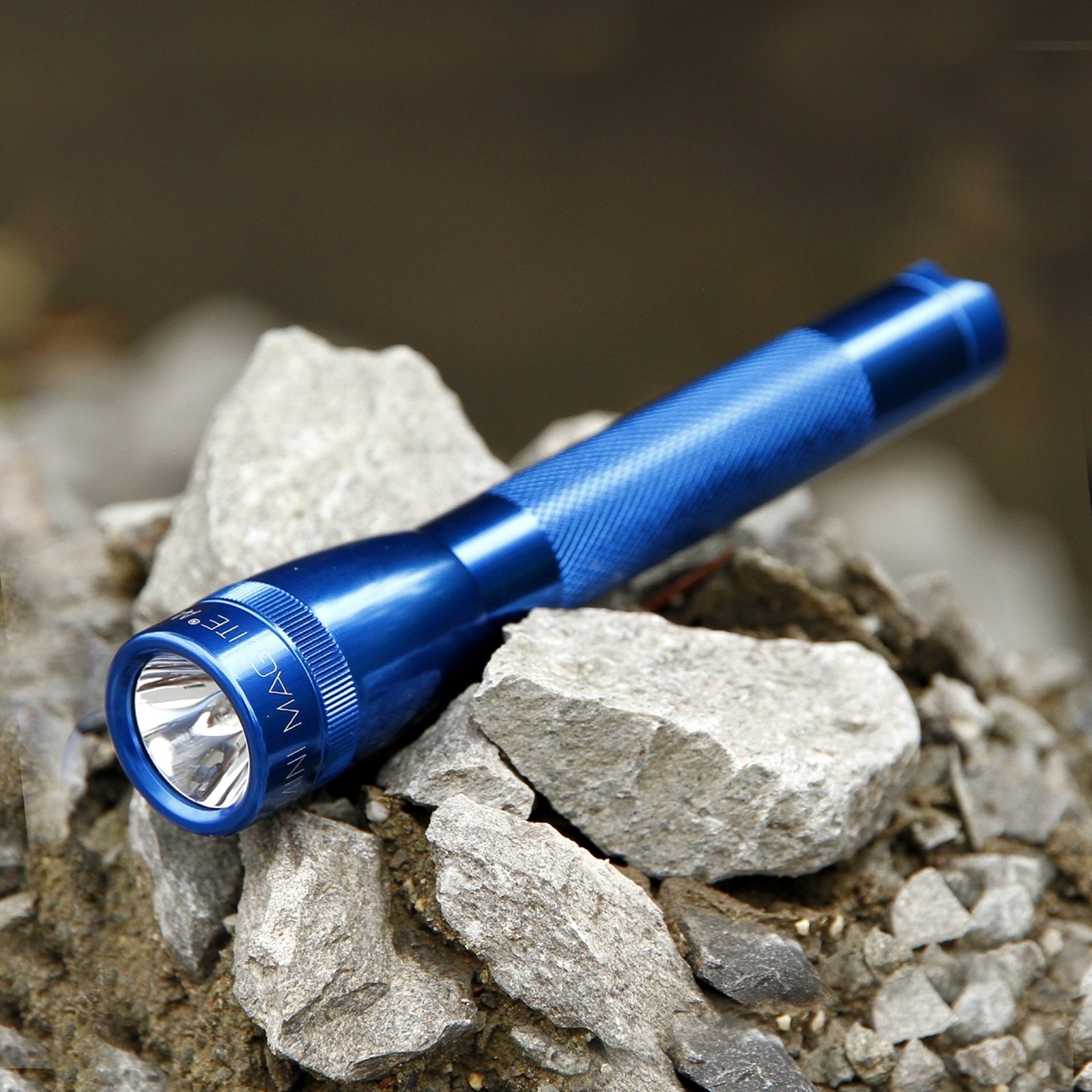 Maglite zaklamp Mini, 2 Cell AA, holster, blauw