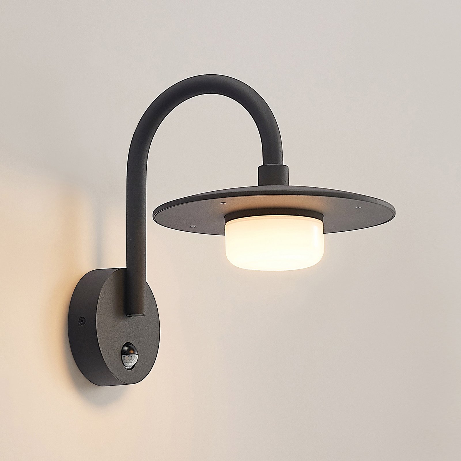 Zamalino Candeeiro de Parede Exterior com Sensor Dark Grey - Lucande
