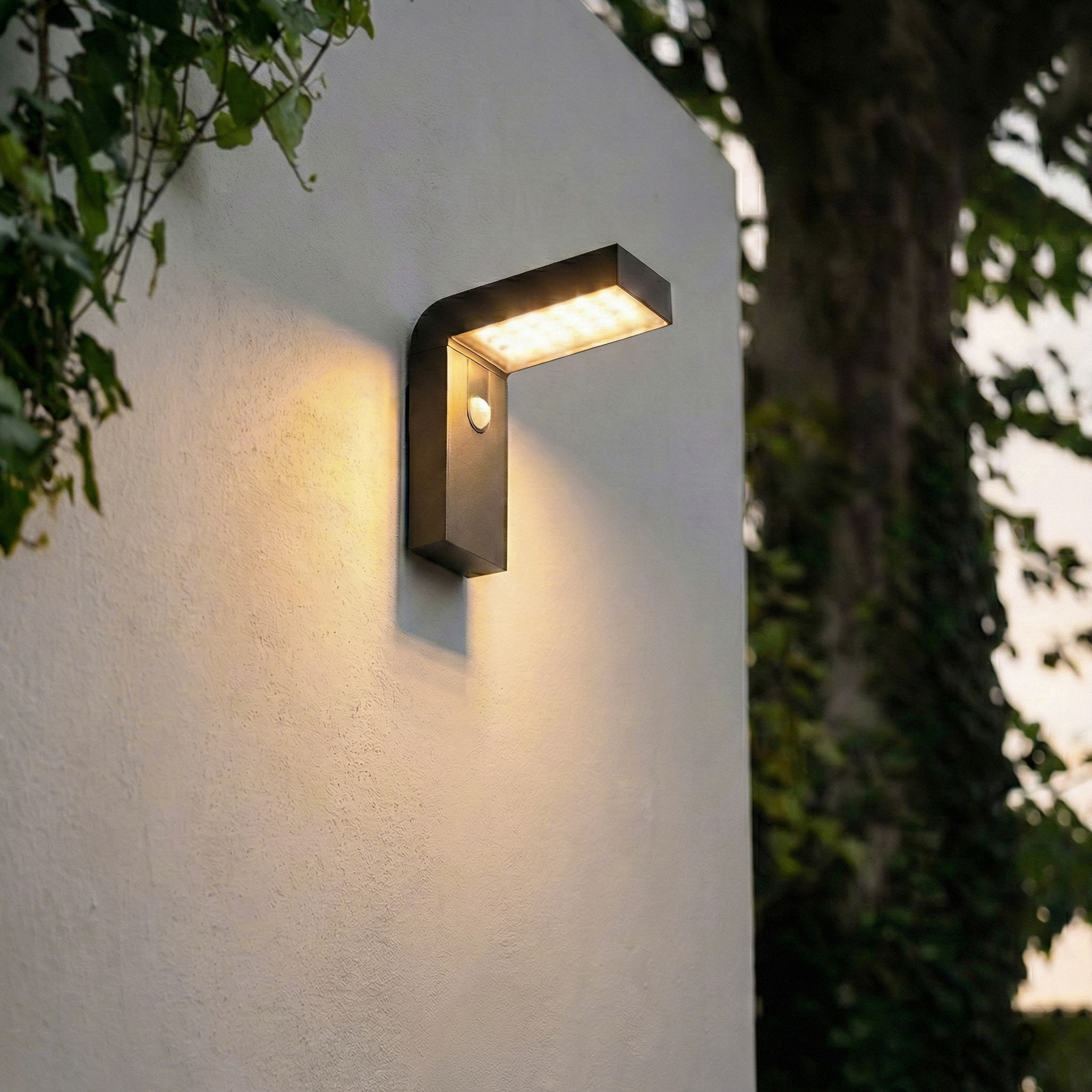 Prios LED-päikesepaneeliga seinavalgusti Aurino, must, andur, IP44