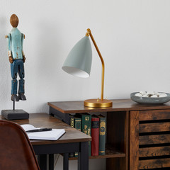 GUBI Gräshoppa stolová lampa, modro-sivá