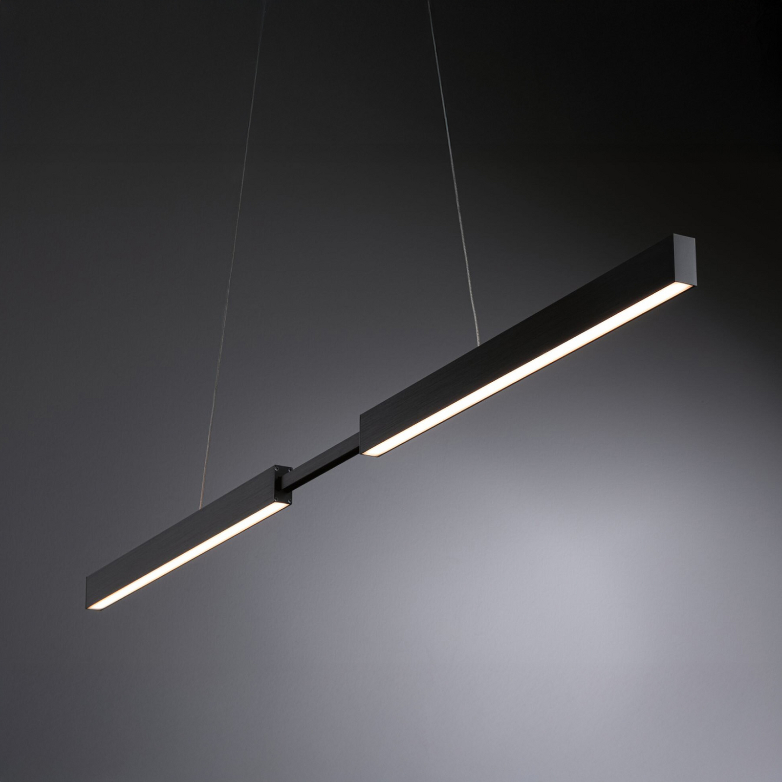 Lámpara colgante LED Aptare de Paulmann, negra, RGBW, inteligente, atenuable. Lámpara colgante LED Aptare de Paulmann, negra, RGBW, inteligente, atenuable.