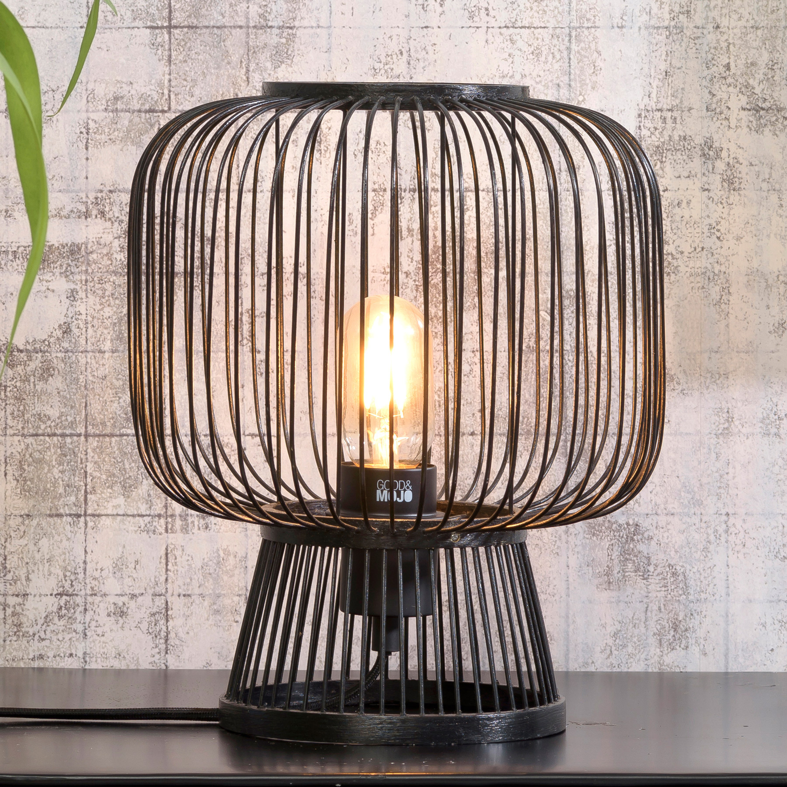 GOOD & MOJO Cango table lamp made of bamboo