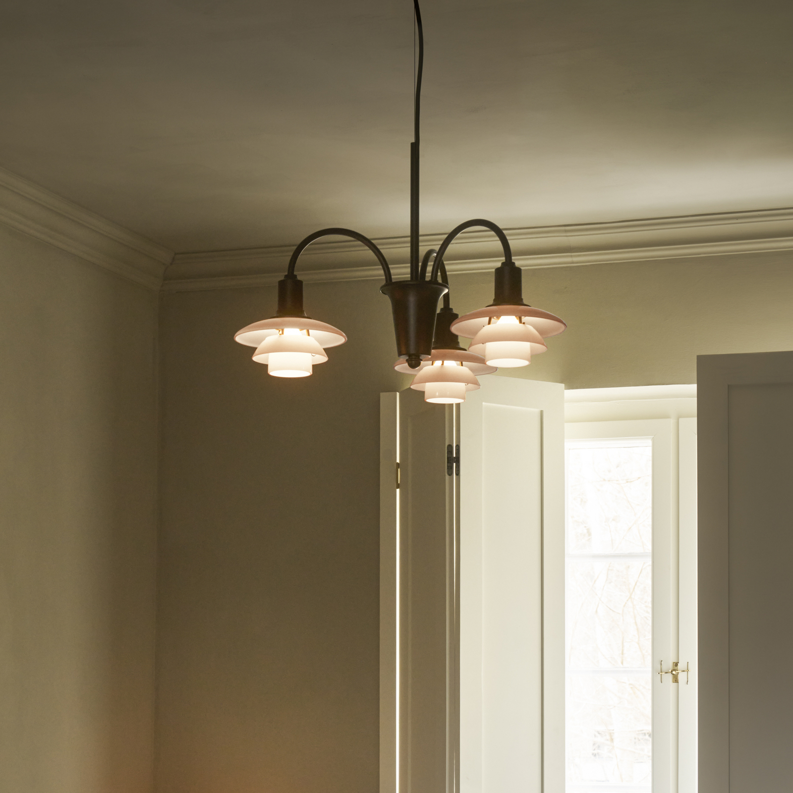 PH 1/1 kroonluchter, gebruneerd messing, 3-lamps - Louis Poulsen