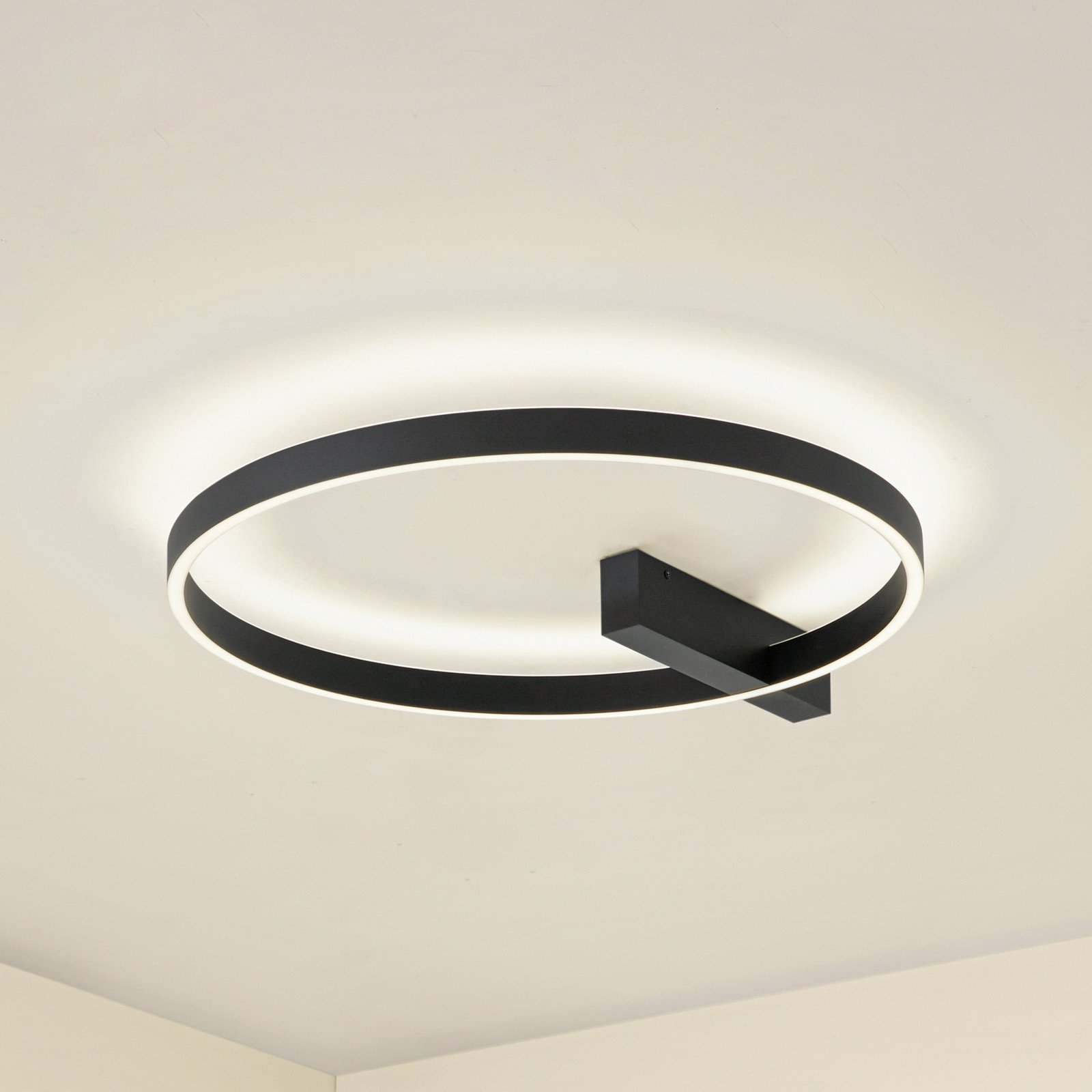 Plafonieră LED Lucande Isalin 60 cm negru CCT dimabil - Camera de zi / sufragerie - Modern - negru alb - Aluminiu