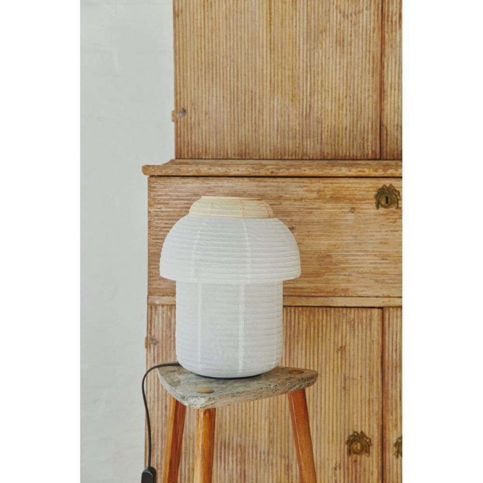 Papier Double Bordlampe Ø30 Soft Yellow Made By Hand - Stue - Papir / karton billede