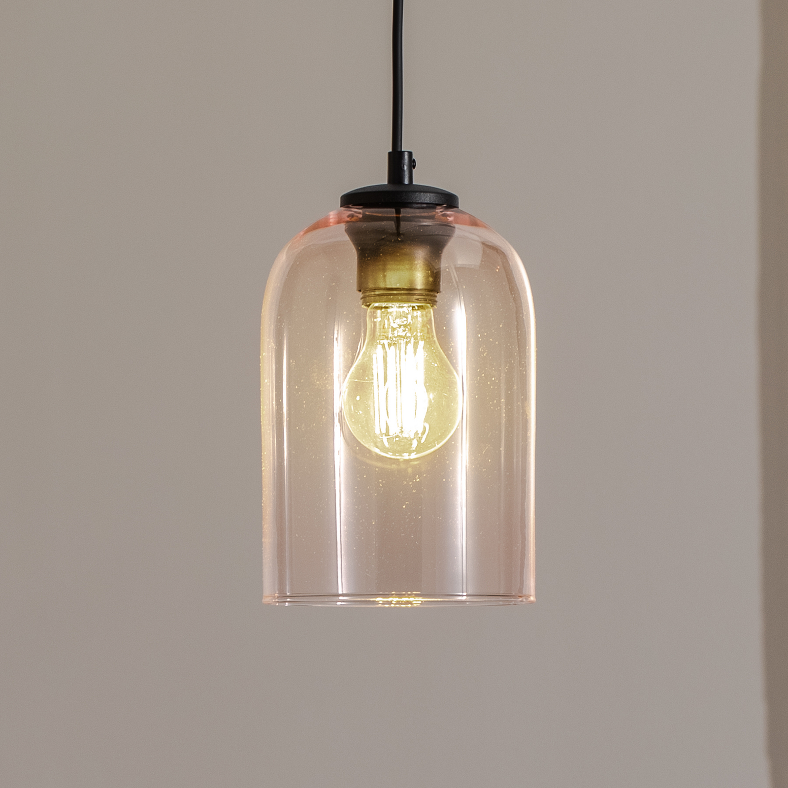 Molly pendant light, pink, Ø 14 cm, metal/glass