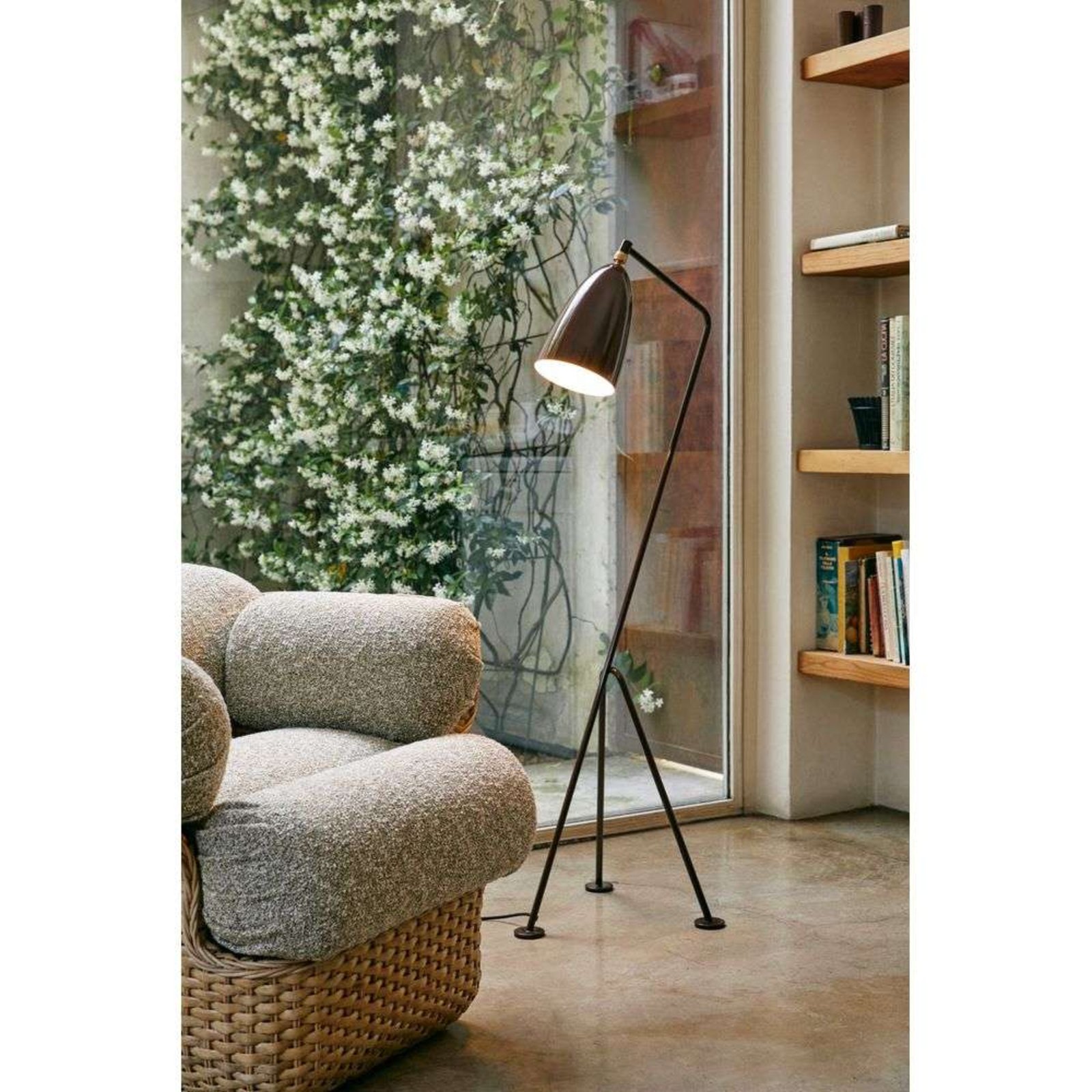 Gräshoppa Lampadar Glossy Black - GUBI