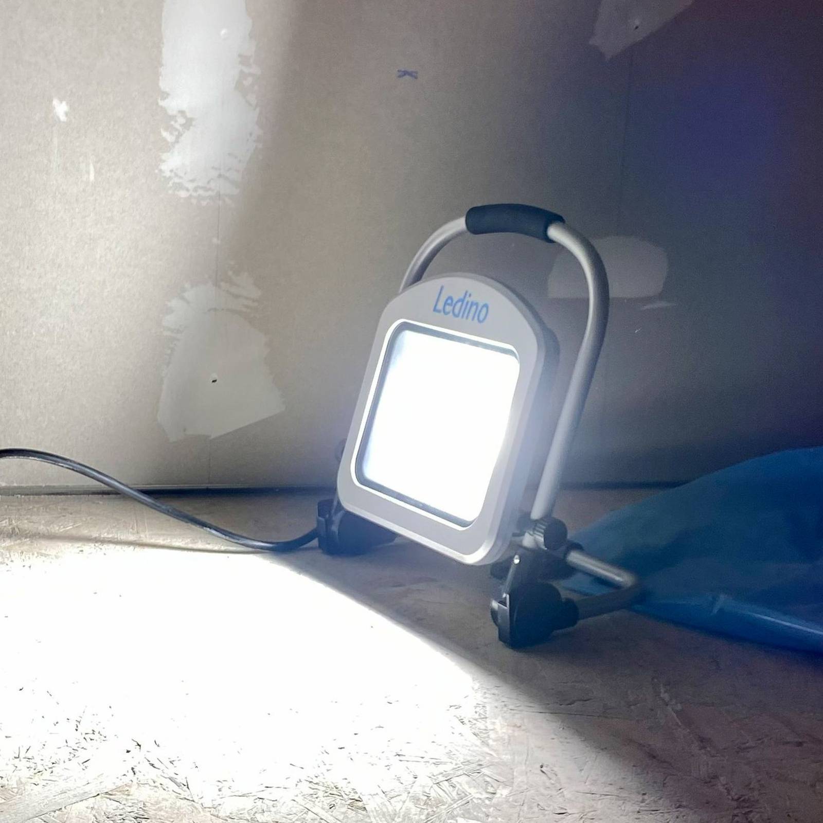 Ledino LED-arbetslampa Charlottenburg 30B 6 500 K