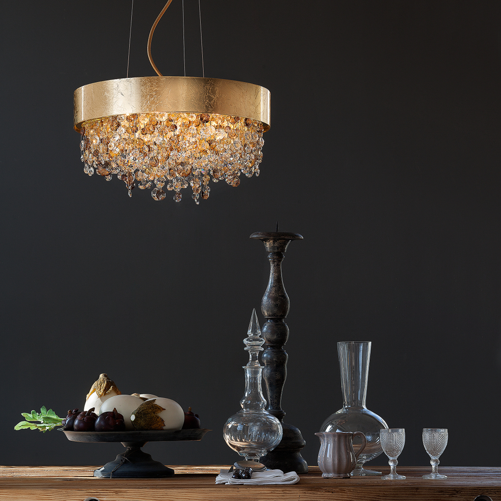 Pendant light Ola with glass hanging and gold leaf