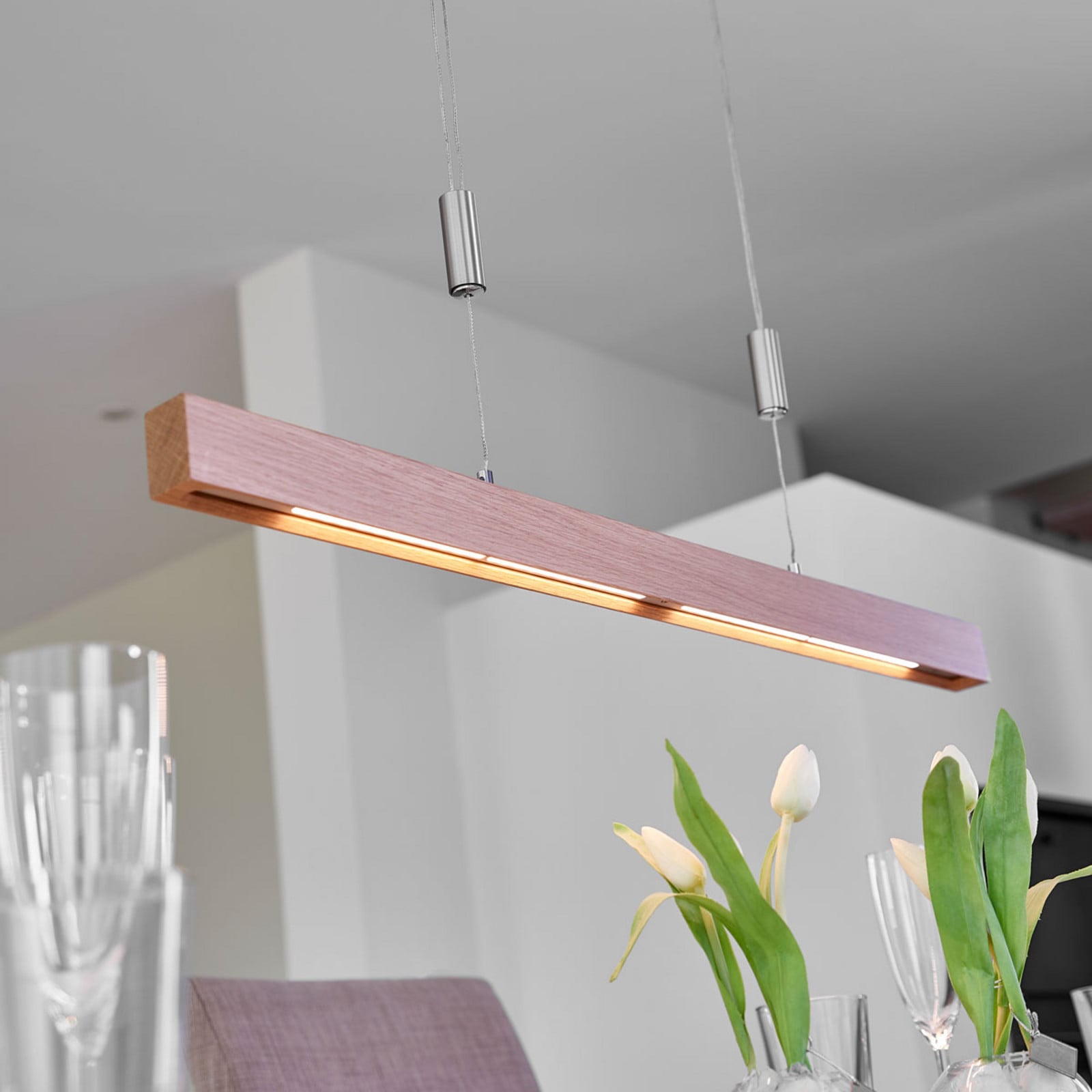 LED-Pendellampe Nora, Eichenholz, dimmbar, Länge 78 cm Quitani - Wohnzimmer - Modern - Einflammig