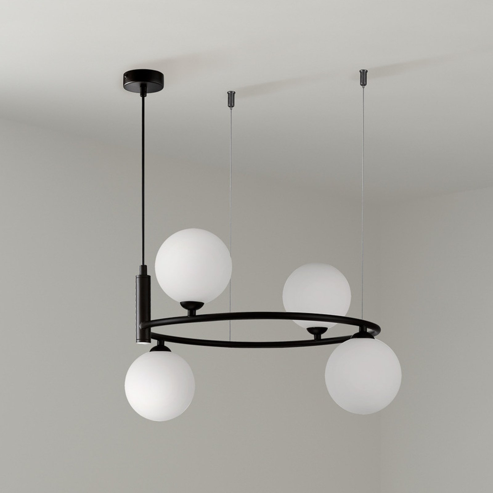 Maytoni hanging light Ring, black/white 4-bulb glass 44 x 39 cm