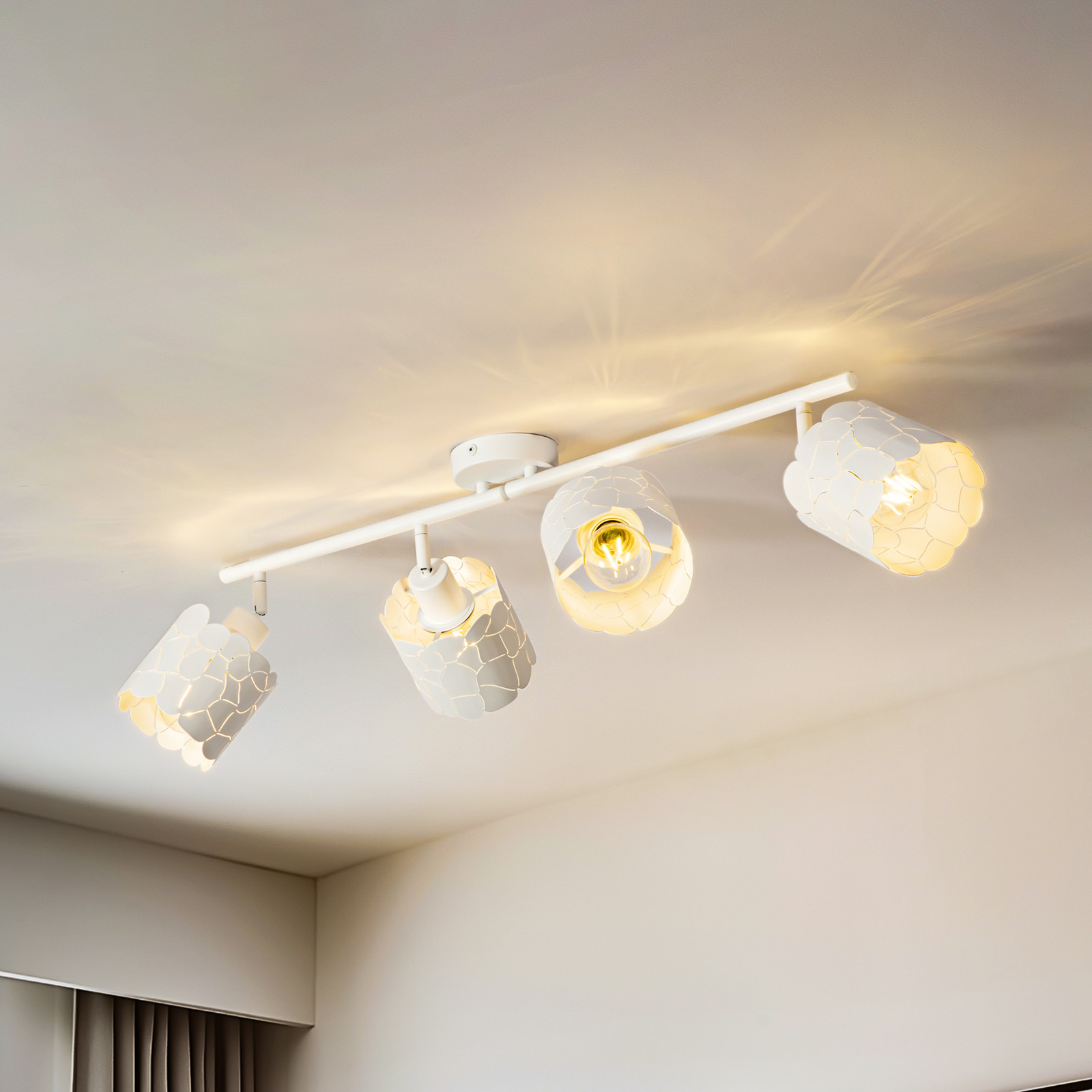 Lindby plafonieră Aralena alb 4 becuri lungime 97 cm - Camera de zi / sufragerie - modern - Metal