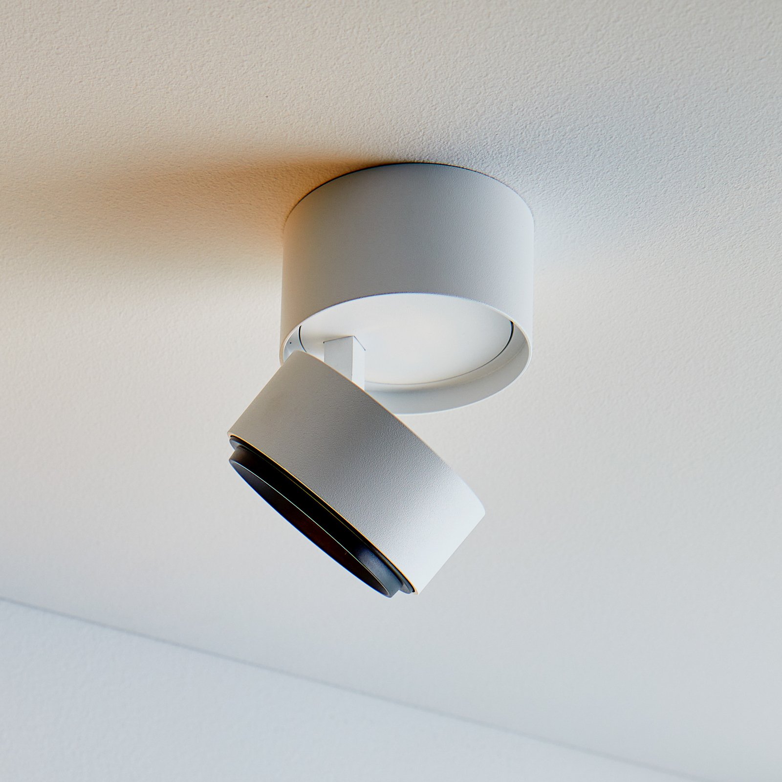 LOOM DESIGN Ray LED-Deckenspot Ø9,3cm 15W weiß