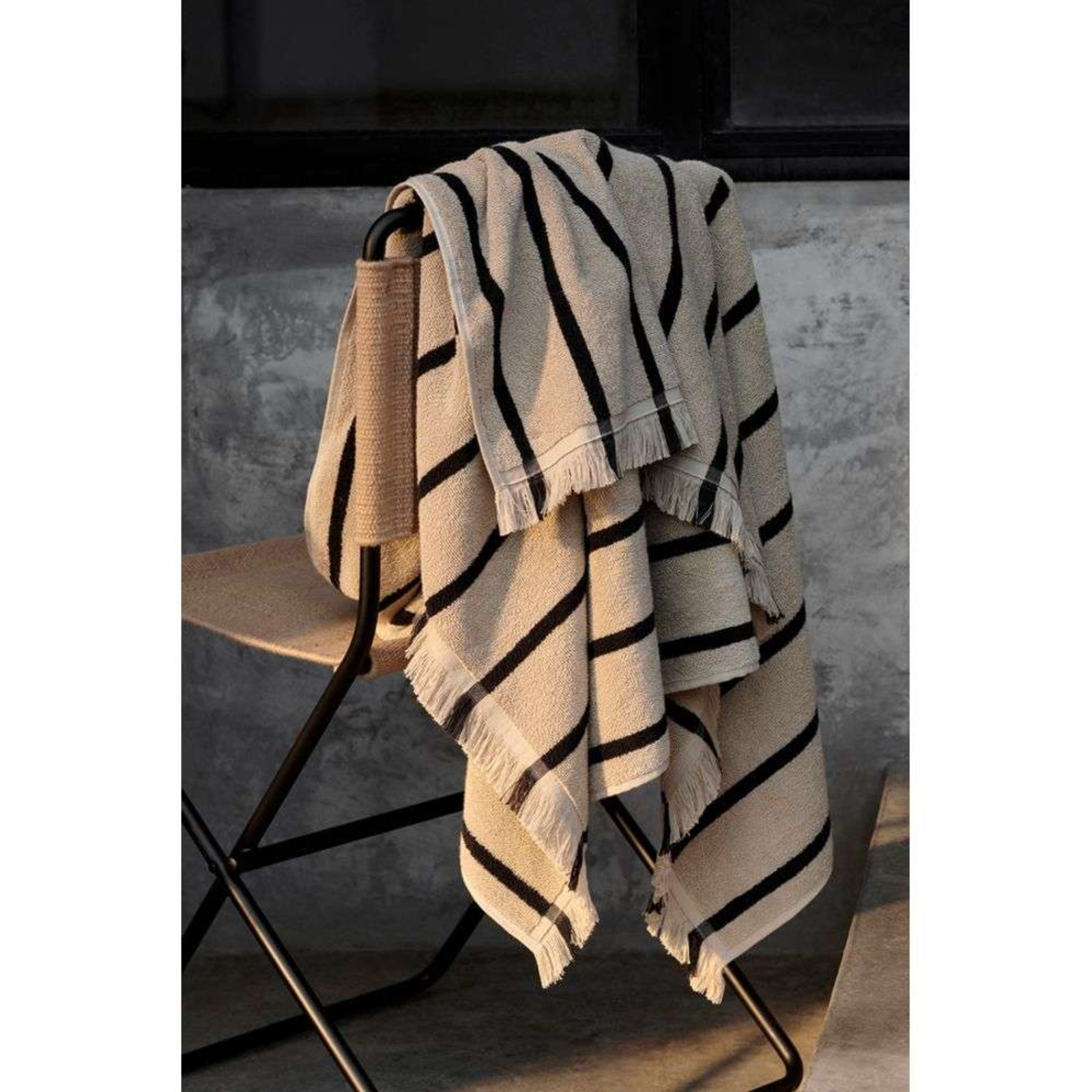 Alee Beach Towel Sand/Black - ferm LIVING