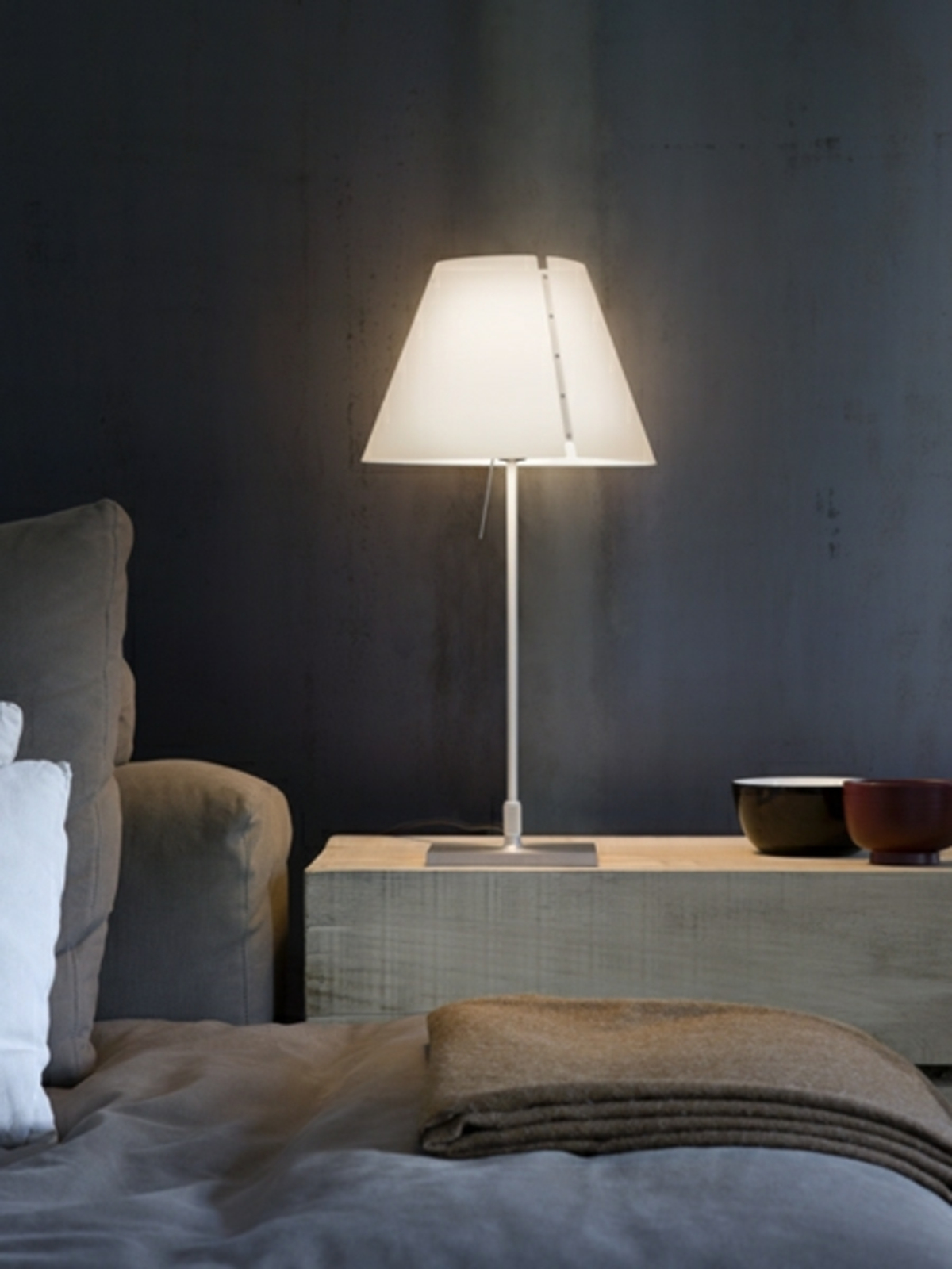 Costanza Stolová Lampa s Dimmer Black/Concrete Grey - Luceplan