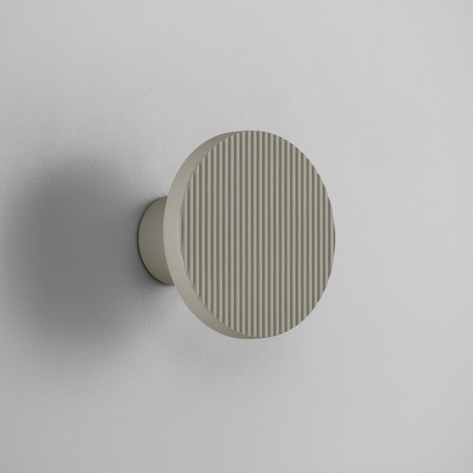 Bover LED-vägglampa Arid A/01 grå CCT 2 200–2 700 K IP44