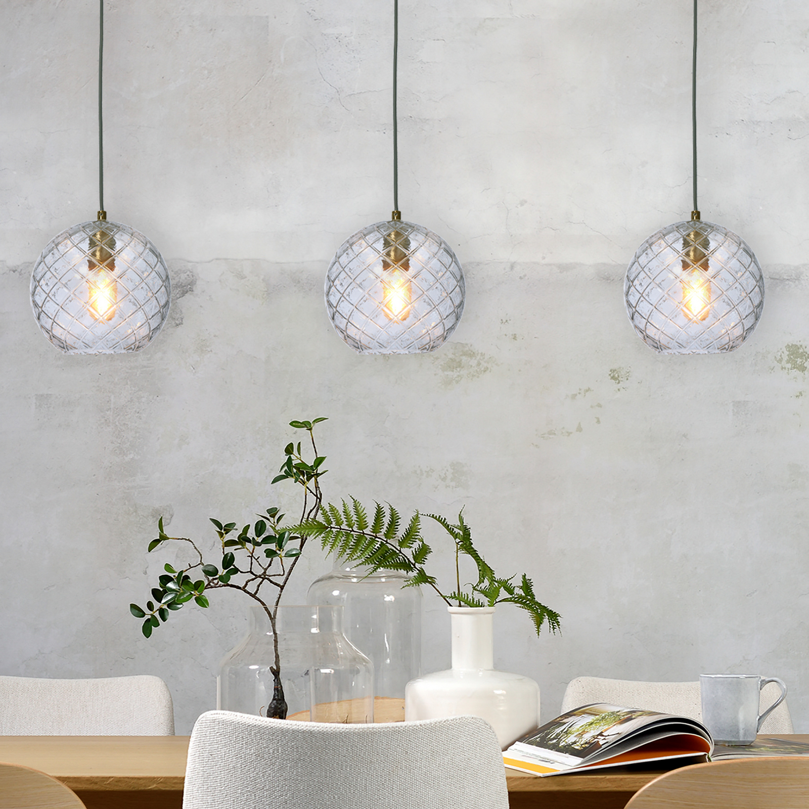 It's about RoMi Piekaramā lampa Venice, lodveida, caurspīdīga, stikla, E27