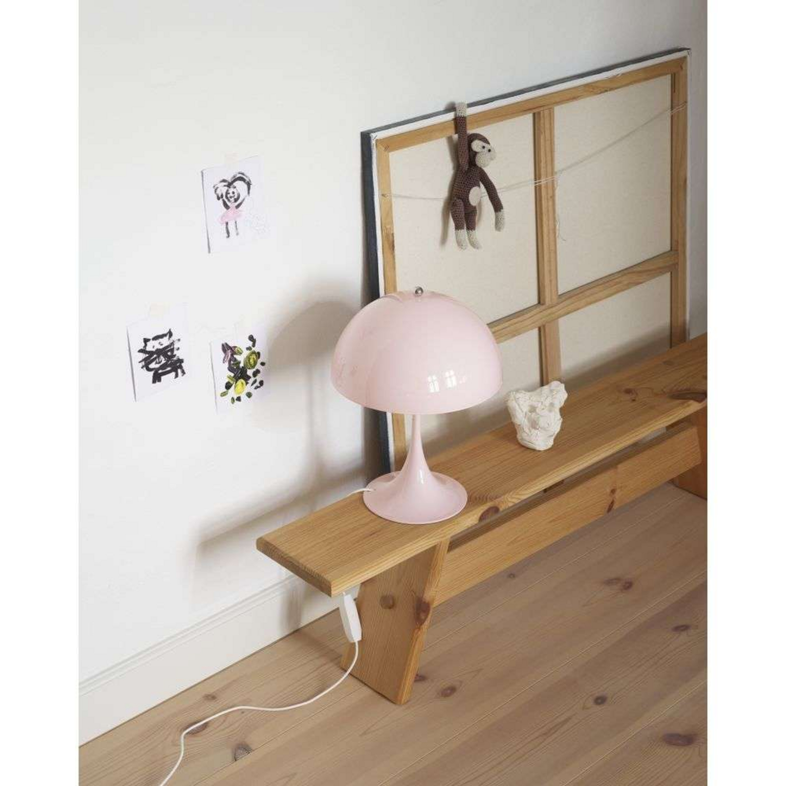 Panthella 250 Table Lamp Pale Rose Opal - Louis Poulsen