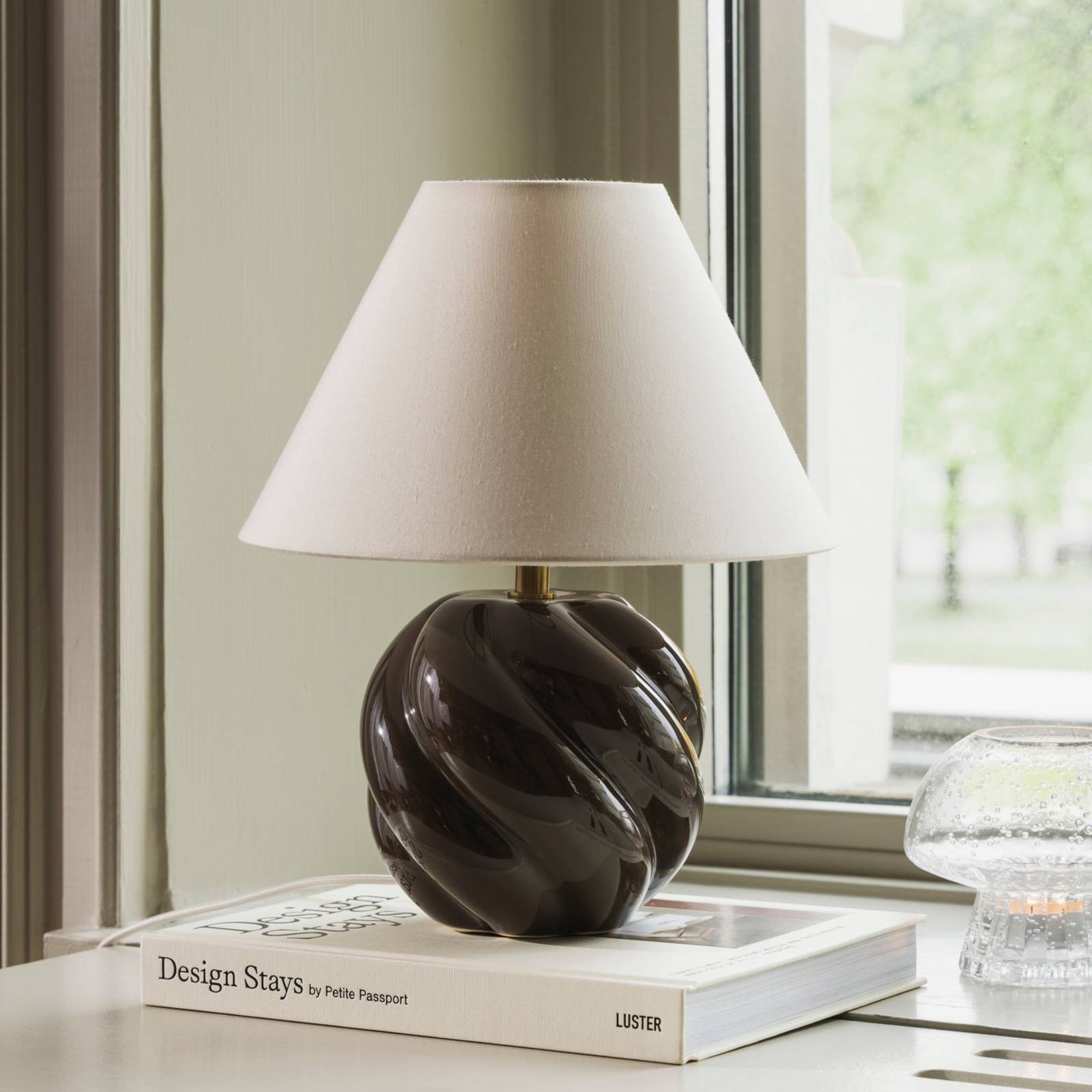  Globen Lighting Globen Lighting Tischleuchte Dahlia, Beige/braun, Höhe 31 Cm 
