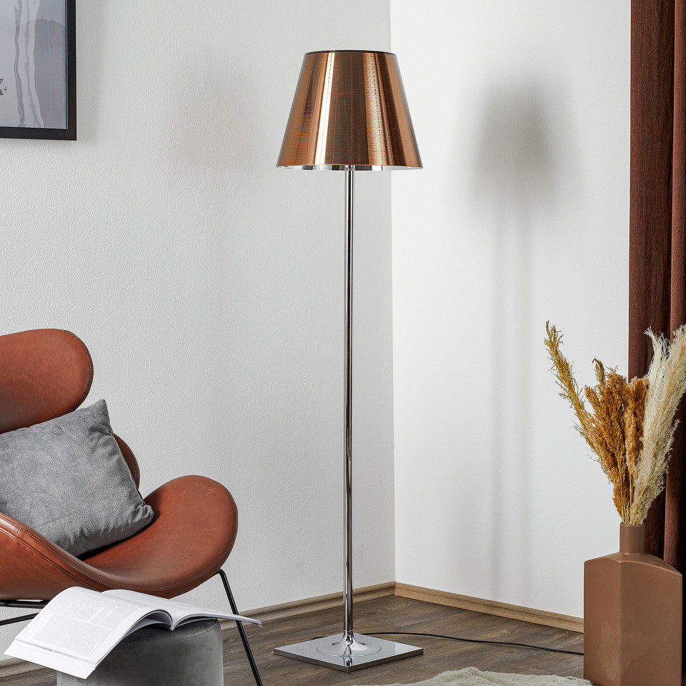 Flos KTribe F2 golvlampa aluminiumbrons, metallisk från Flos