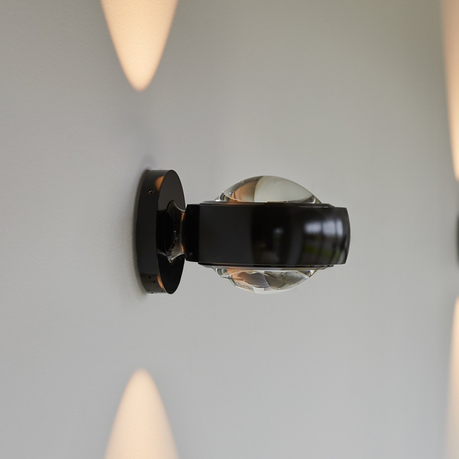 Optic Wall Lamp Glossy Black - Loom Design