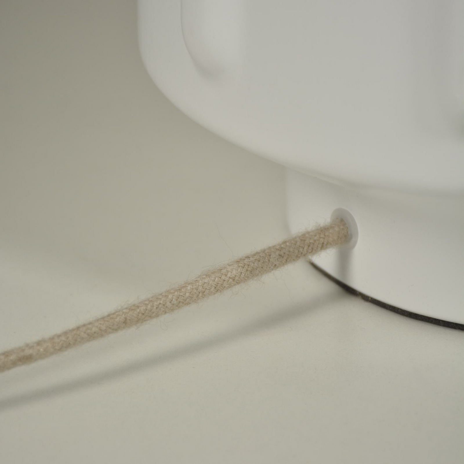 Jimmy Tischlampe, weiß/beige, Höhe 83 cm - MARKET SET Jimmy Tischlampe, weiß/beige, Höhe 83 cm - MARKET SET