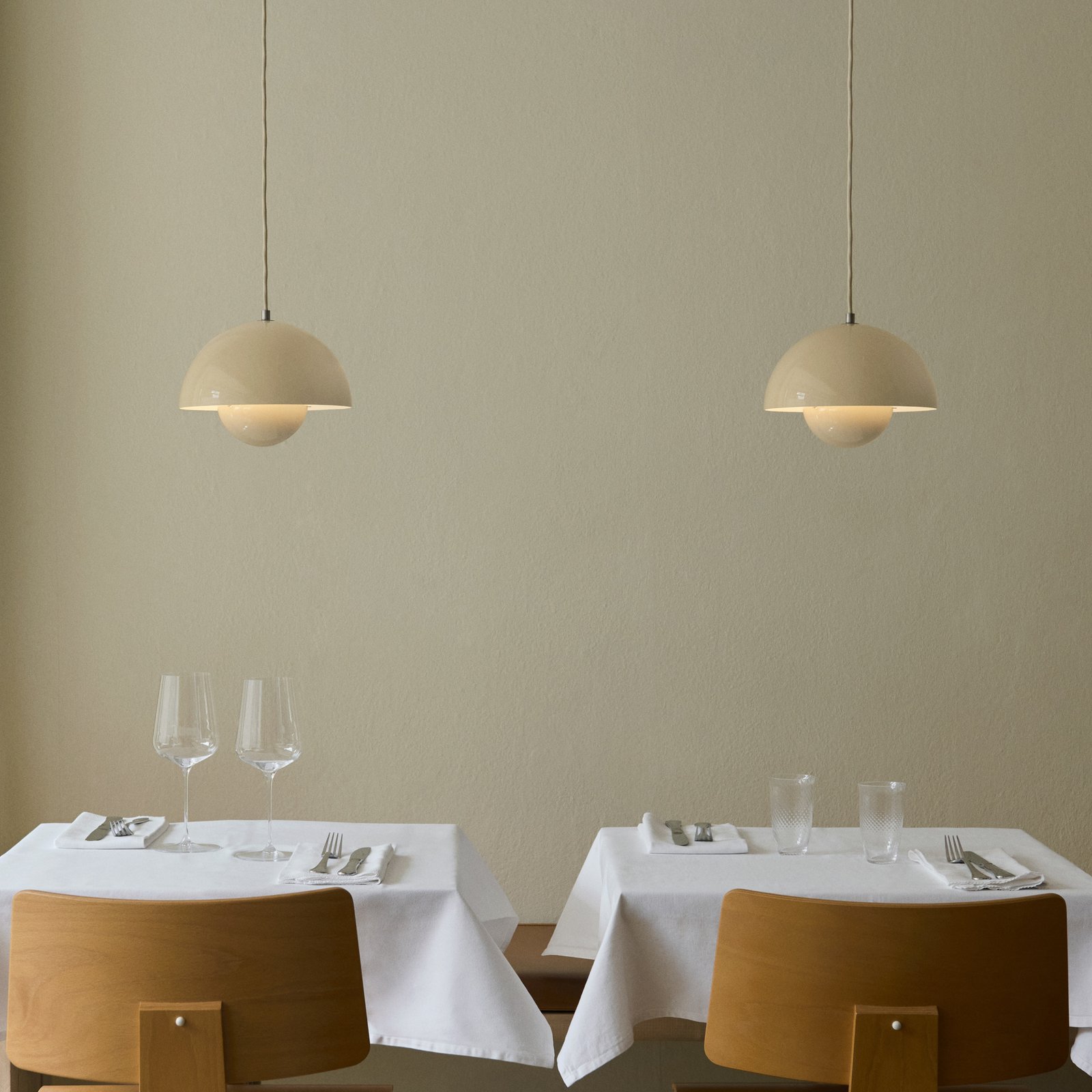 Suspension Flowerpot VP1, Ø 23 cm, crème - &TRADITION