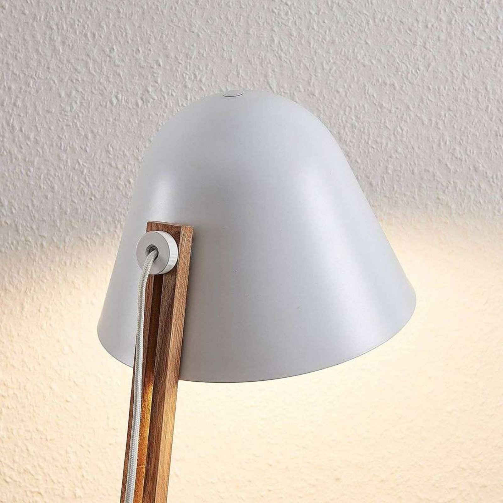 Tetja Lampadar White/Light Wood - Lindby