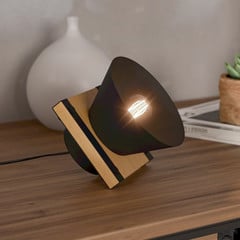 Lampada da tavolo Maccles in nero con legno