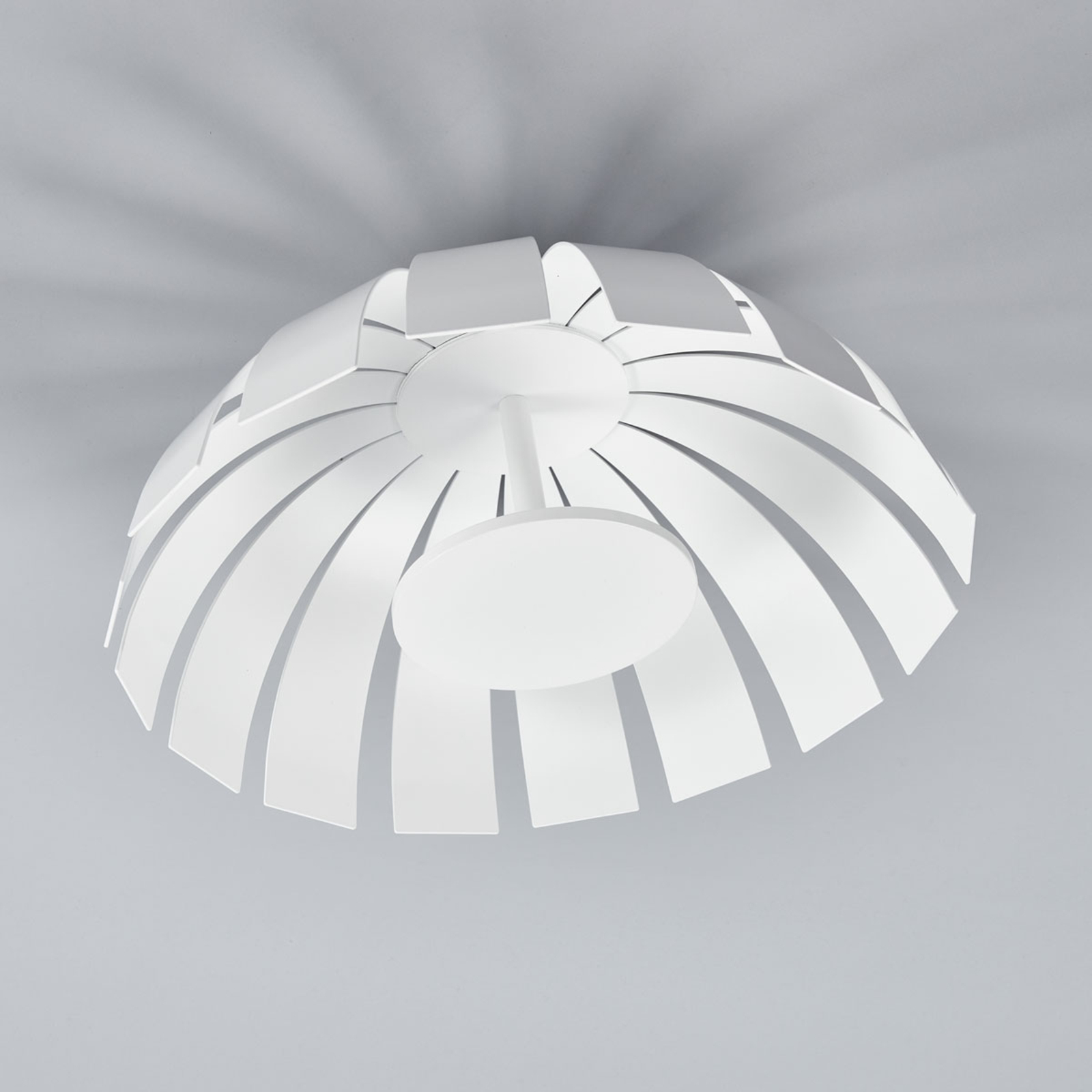 Bijela LED dizajnerska stropna svjetiljka Loto, 33 cm
