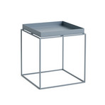 Table d'appoint Tray, bleue, 40 x 40 cm, acier - HAY