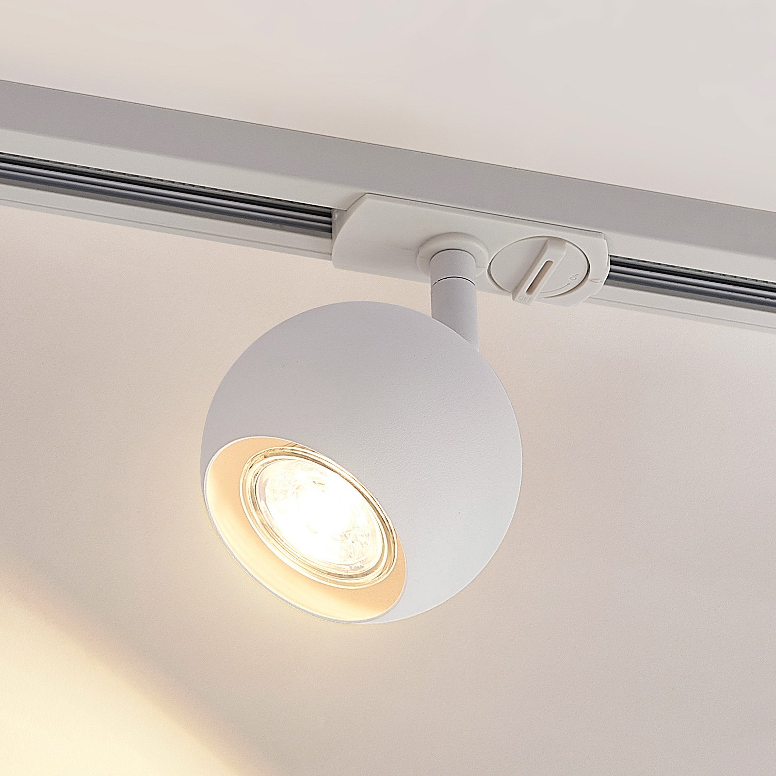 Lindby Guus LED-spotlight, 1-fase skinne, hvit