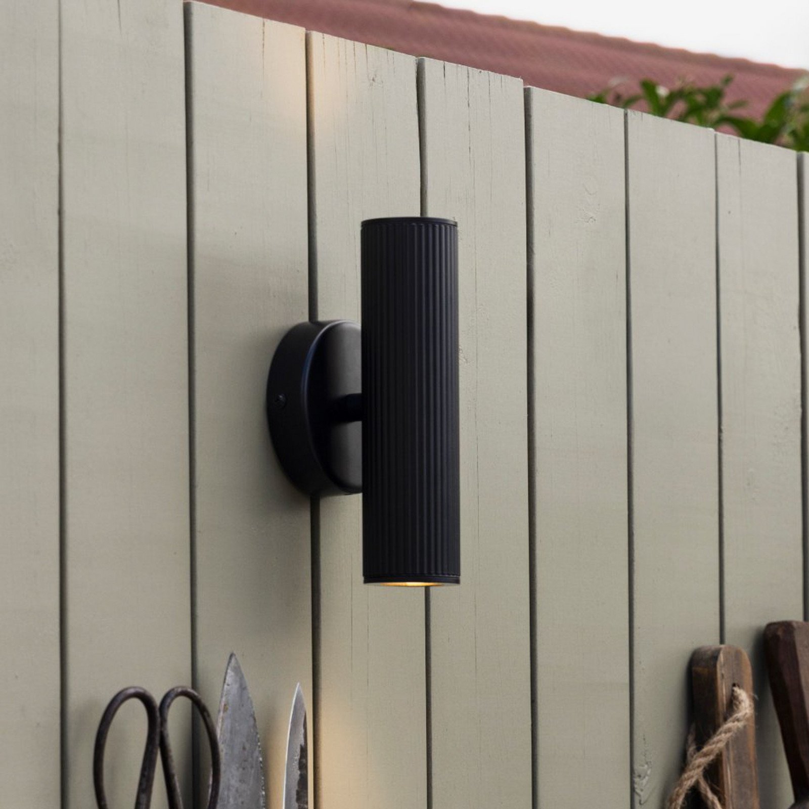 Globen Lighting Aplică de perete Hubble negru înălțime 21 cm IP44 - Camera de zi / sufragerie - Aluminiu