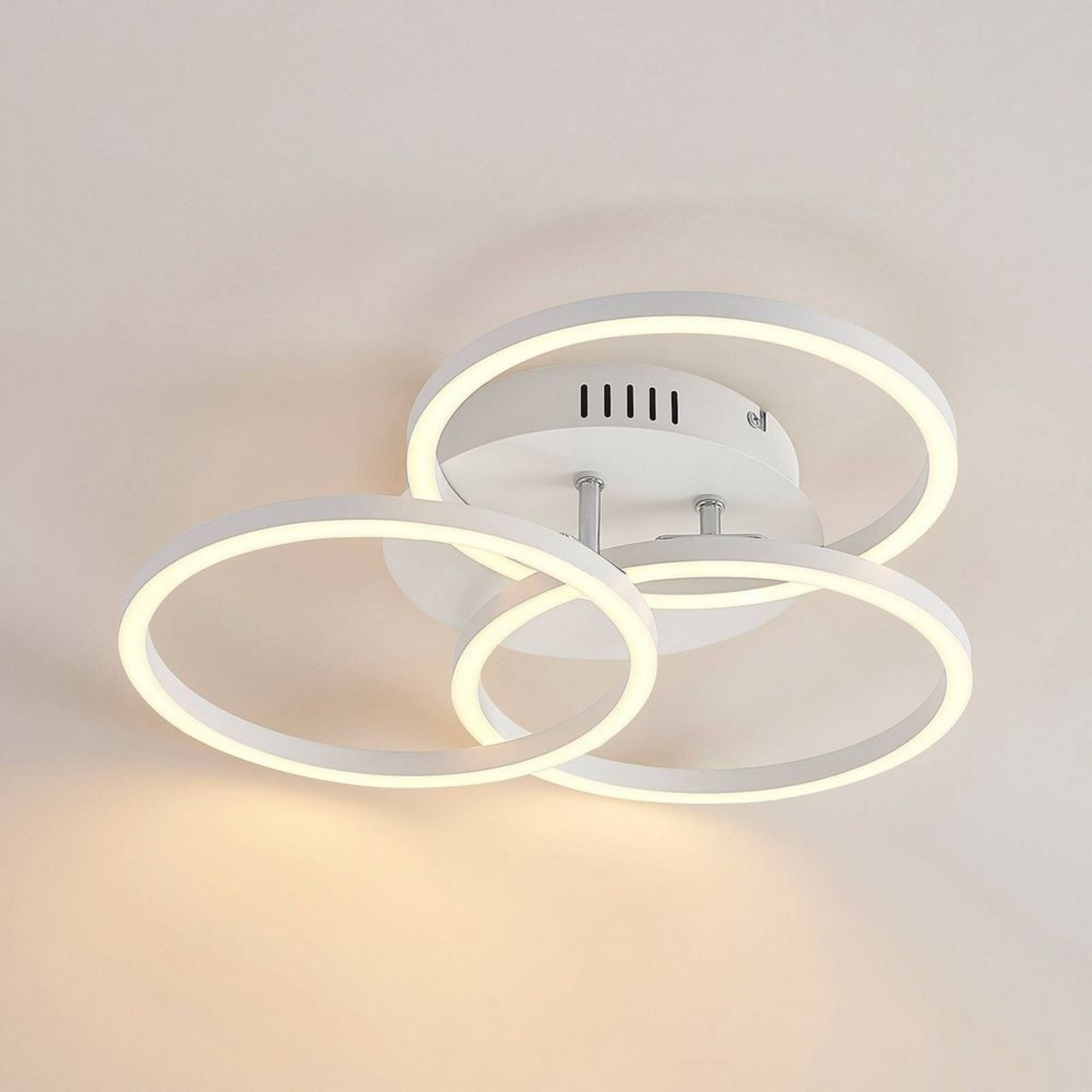 Qiana Round Ceiling Lamp LED White - Lindby