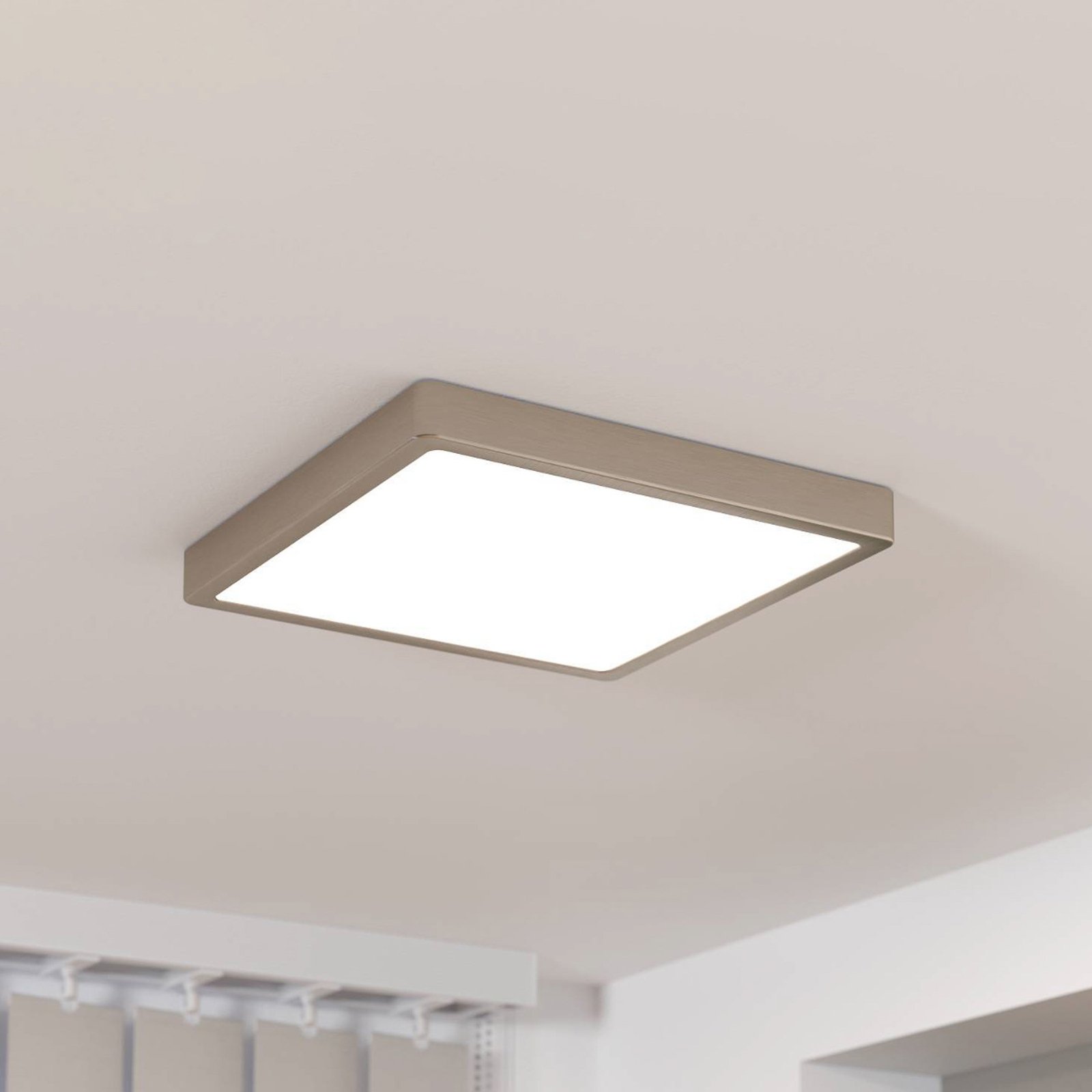 Fueva 5 LED panel IP20 3,000 K angular