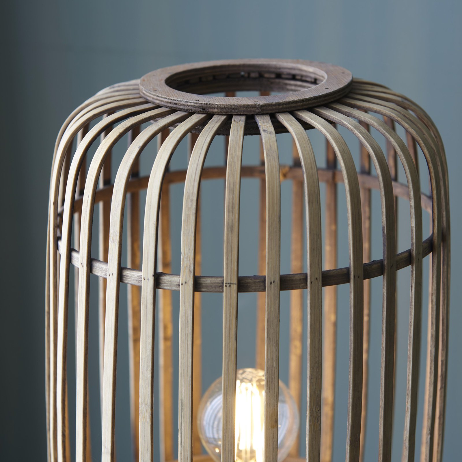 Stojací lampa Woodrow, výška 130 cm, světlé dřevo, bambus/kov