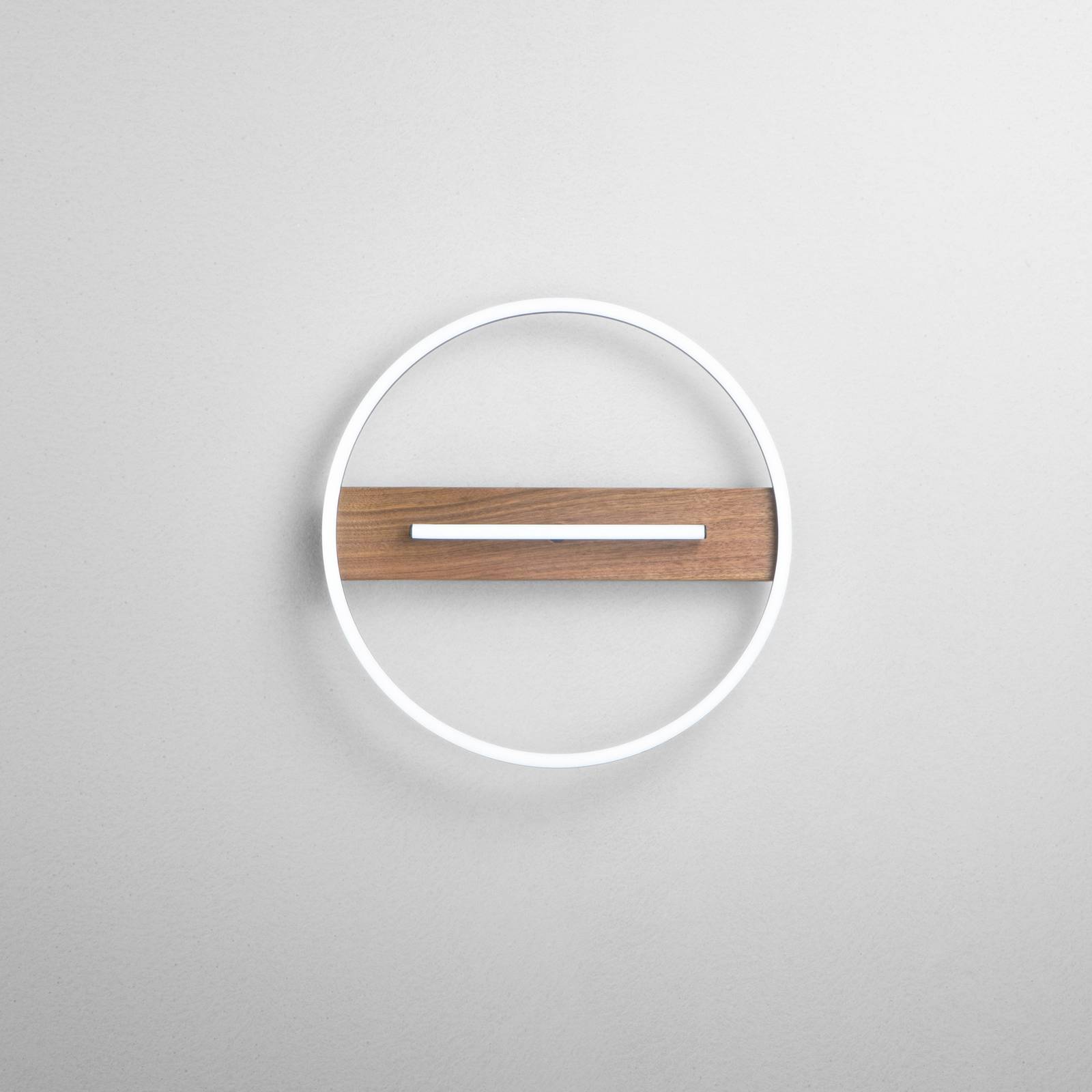Luce Ambiente Design LED-vägglampa Azimuth, Ø 40 cm, svart/träfärgad, metall
