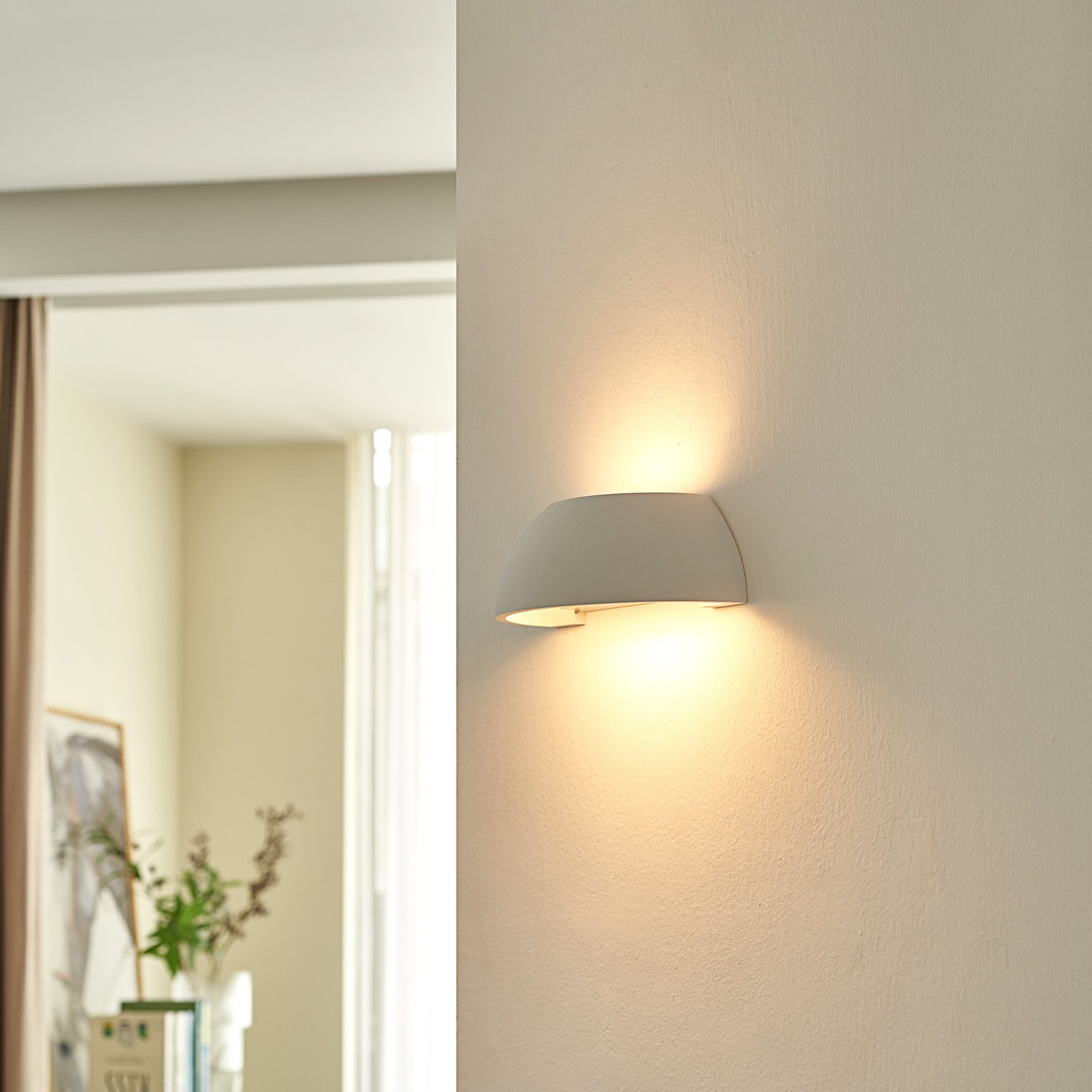 Felia - gipsowa lampa ścienna w kolorze białym