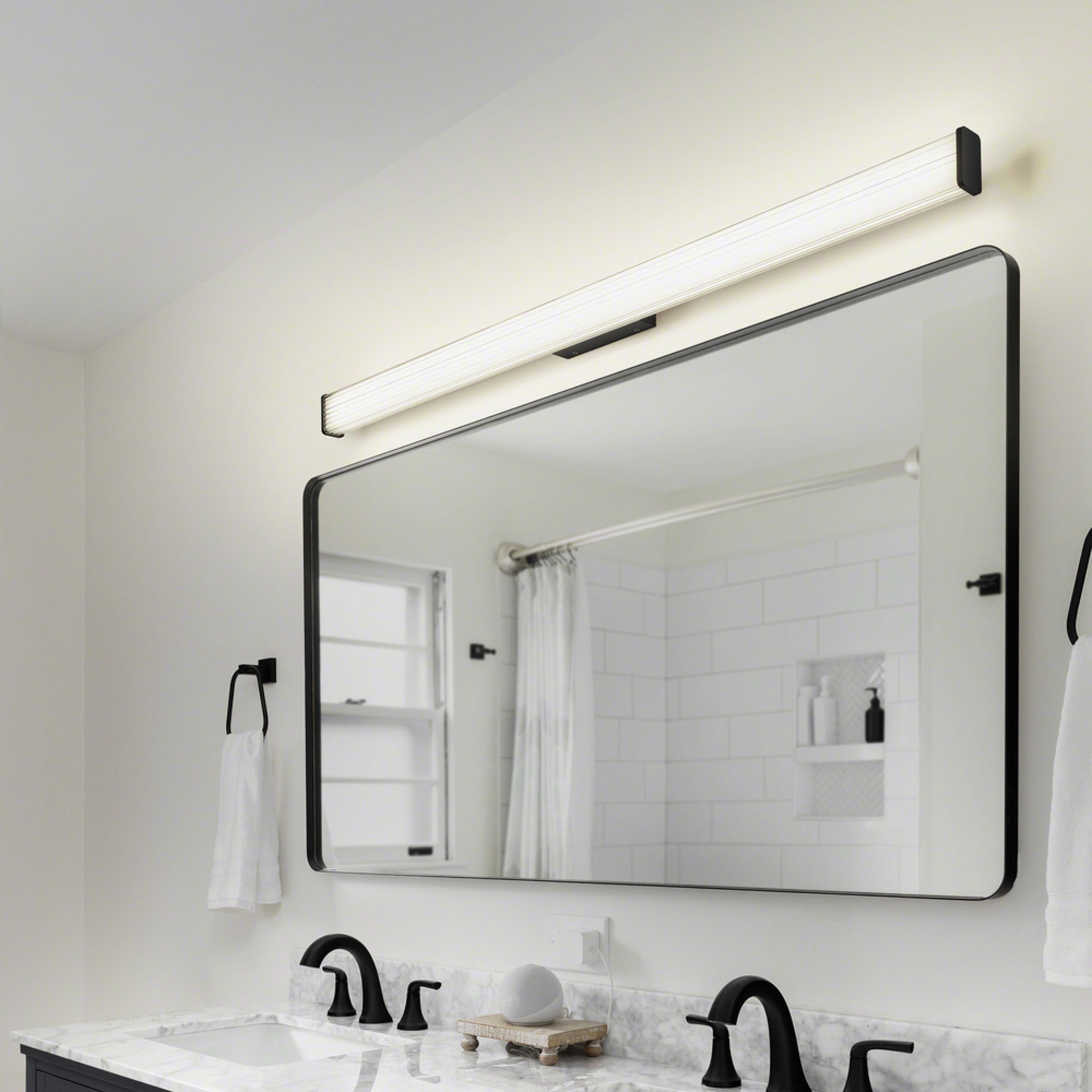 Applique murale LED pour salle de bain LED Alla IP44 120cm noir