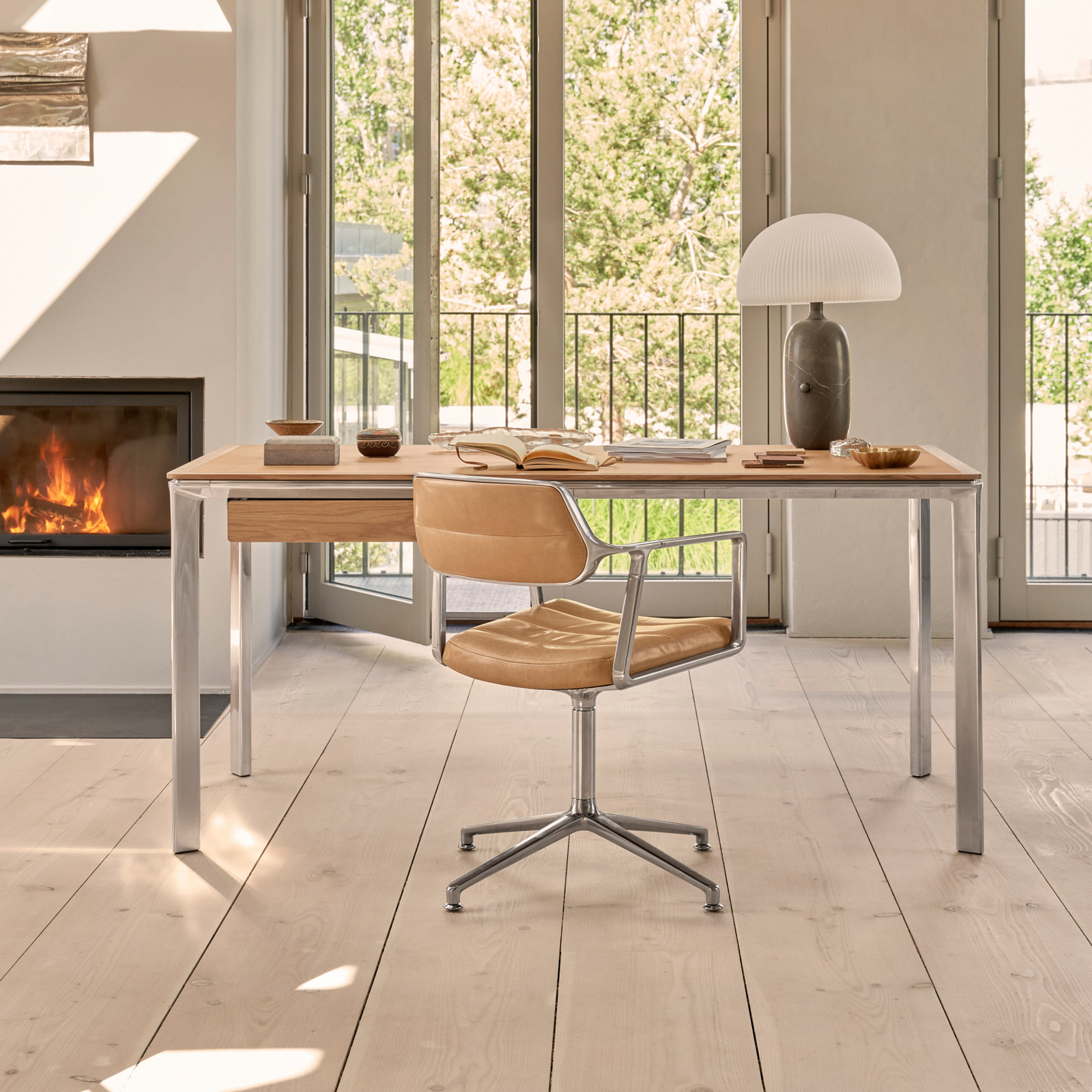 Vipp453 Swivel irodai szék, barna, bőr/alumínium – Vipp Vipp453 Swivel irodai szék, barna, bőr/alumínium – Vipp
