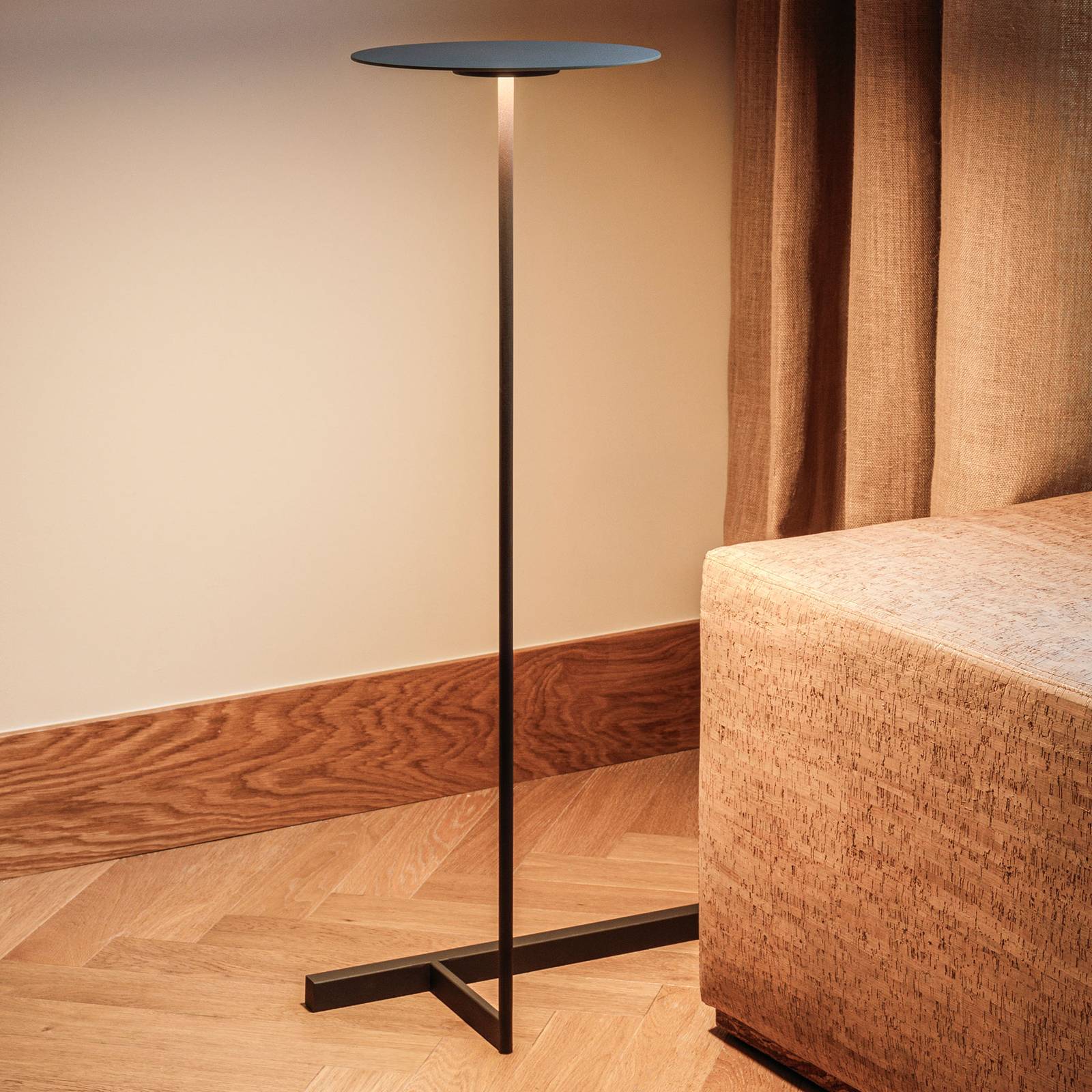 Vibia Flat LED-gulvlampe 96 cm grå L1 kan dæmpes