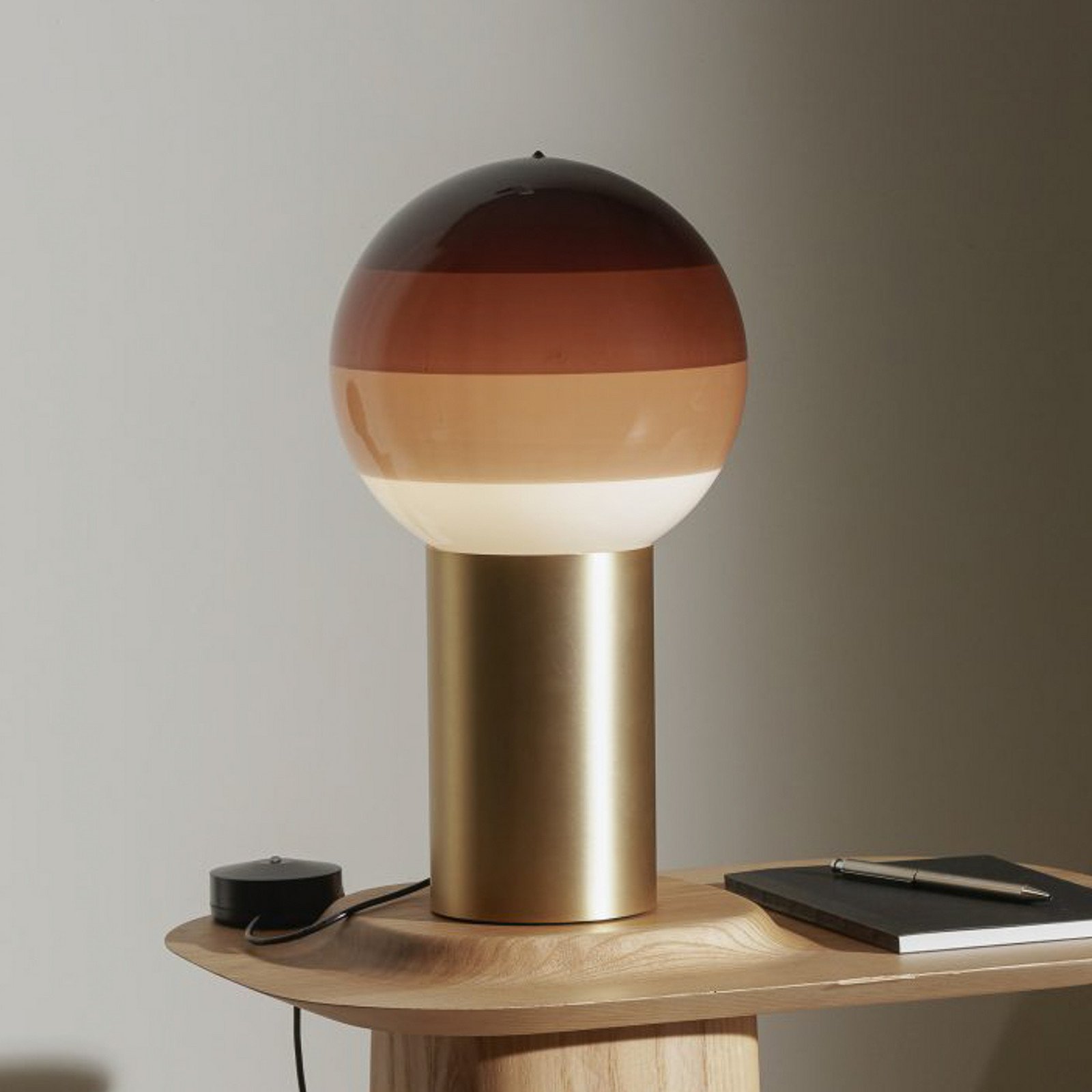 Lampa de masă MARSET Dipping Light înălțime 22 cm maro/alamă - Camera de zi / sufragerie - Design - maro alamă - Sticlă