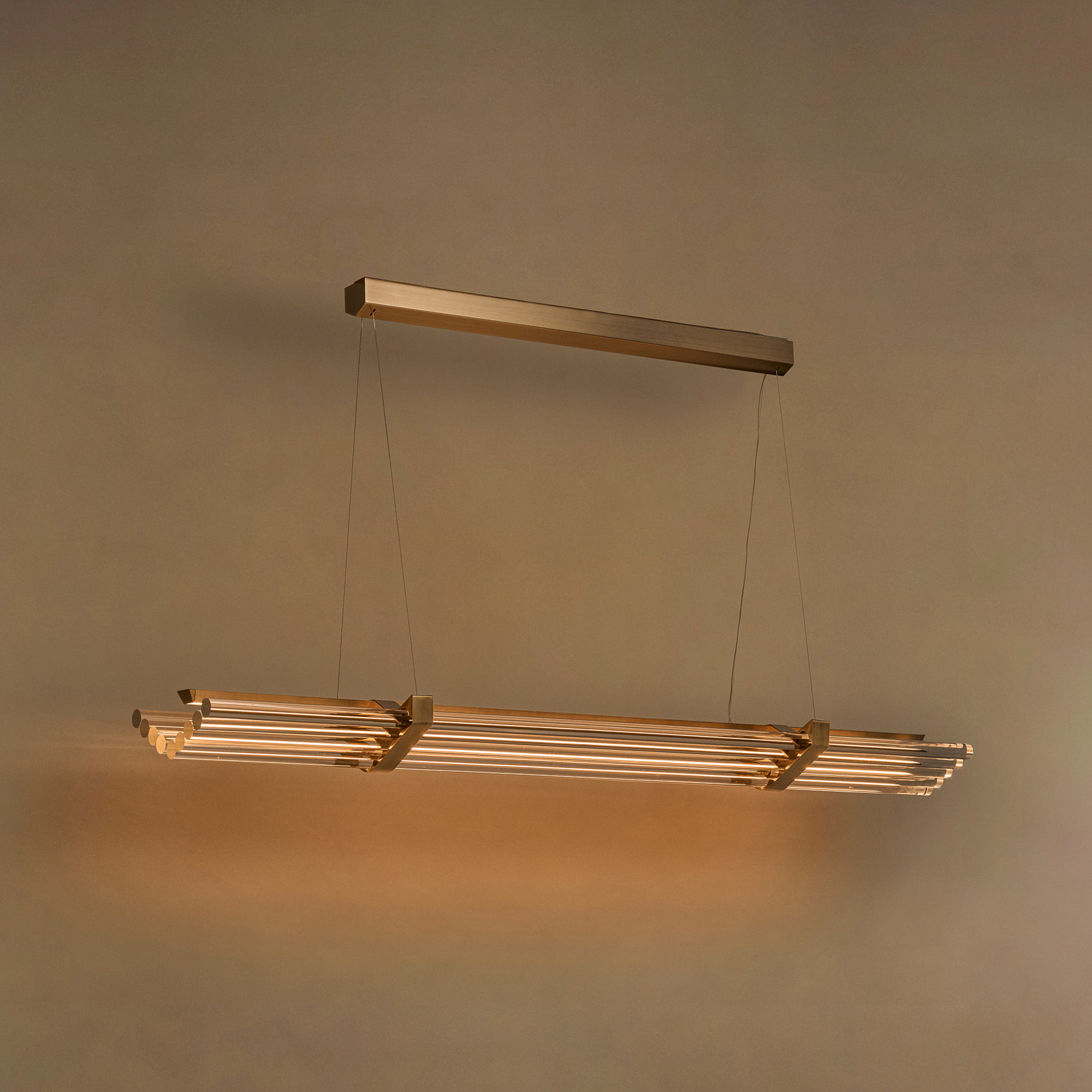 Lampada LED a sospensione Seagull, lunghezza 160 cm, color bronzo - DCW