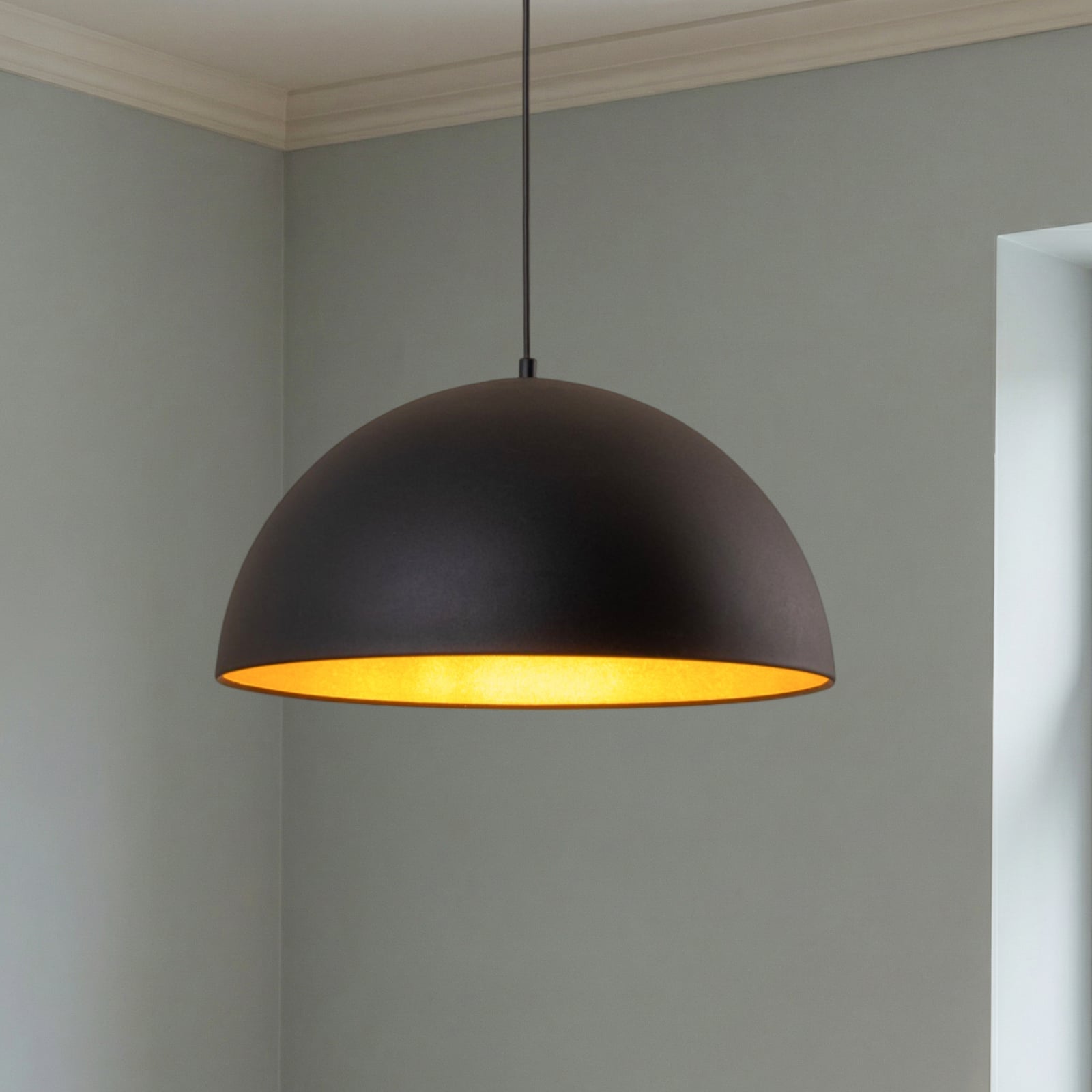 Suspension Lipeo, noir/or, Ø 50 cm, métal, E27 Suspension Lipeo, noir/or, Ø 50 cm, métal, E27