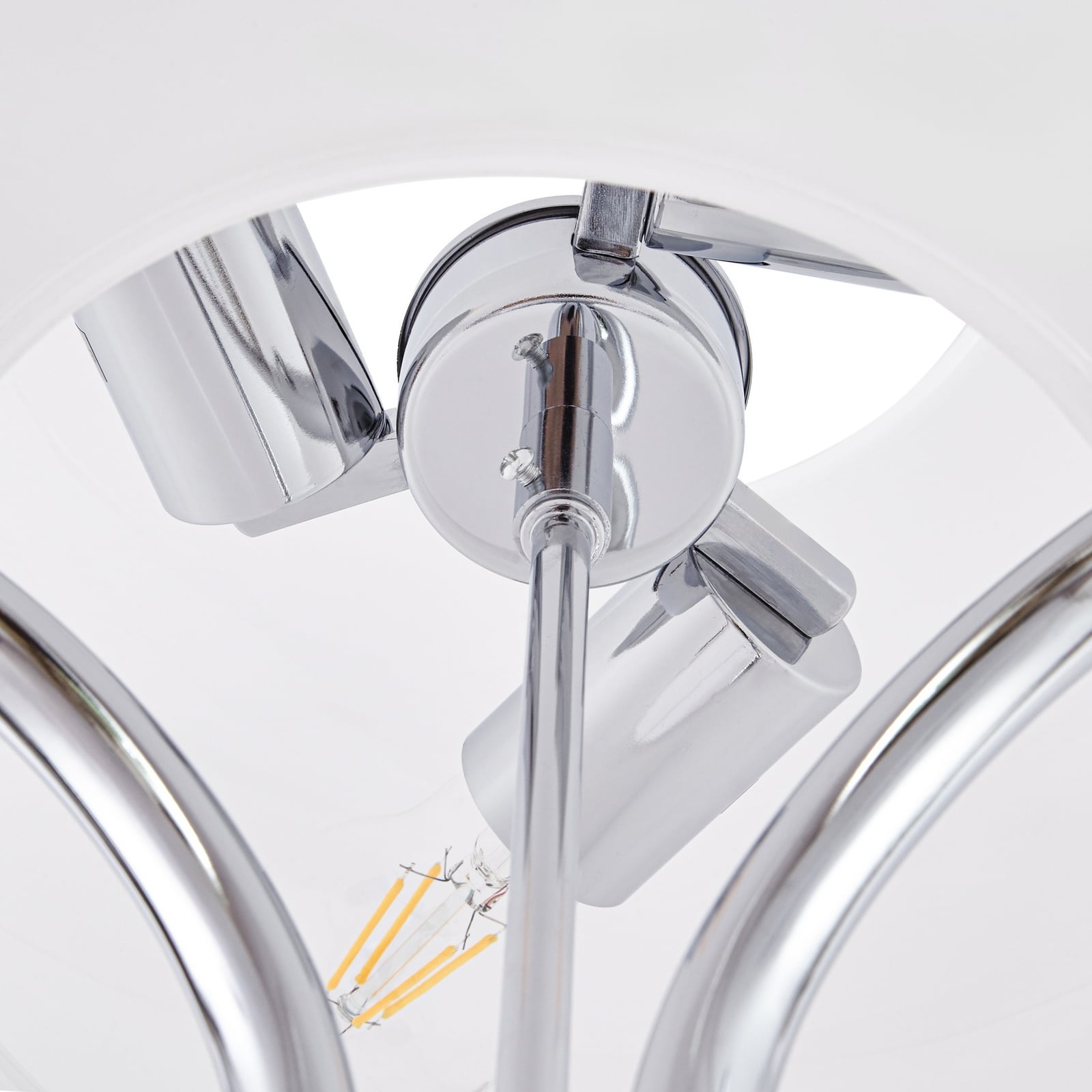 Lampe sur pied Christo, hauteur 160 cm, chrome/blanc, verre - Lucande Lampe sur pied Christo, hauteur 160 cm, chrome/blanc, verre - Lucande