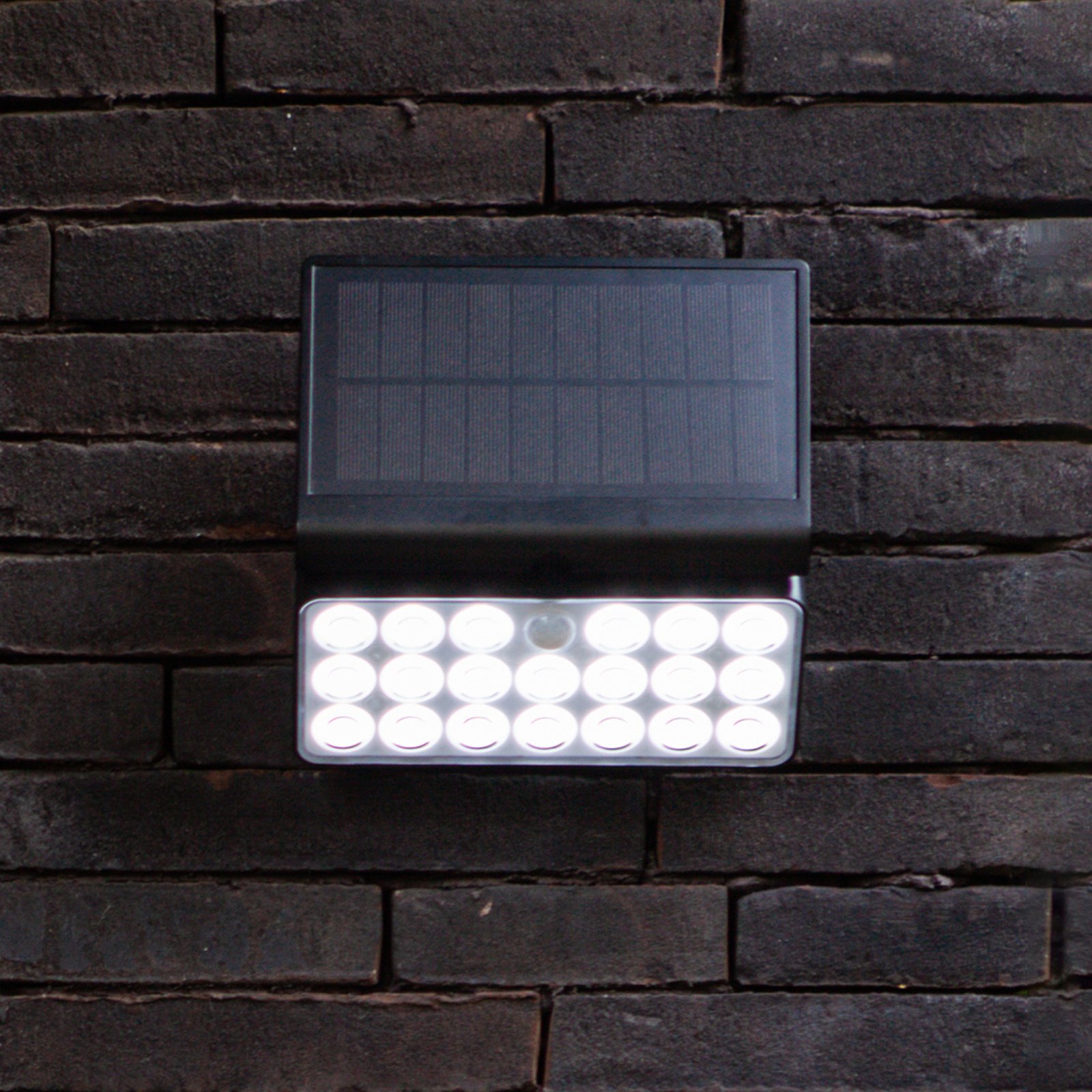 LED-Solar-Außenwandleuchte Tuda, 18 cm